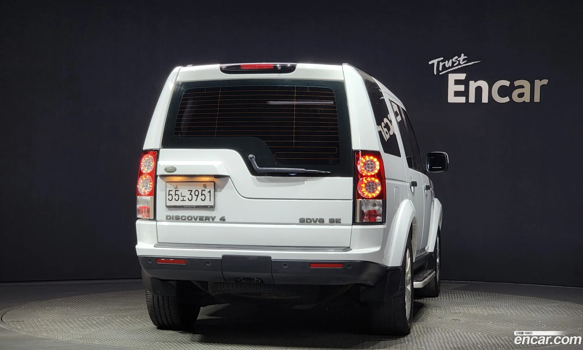 Land Rover Discovery Iv 30 Sdv6 Se 2013 - фотография 7415288