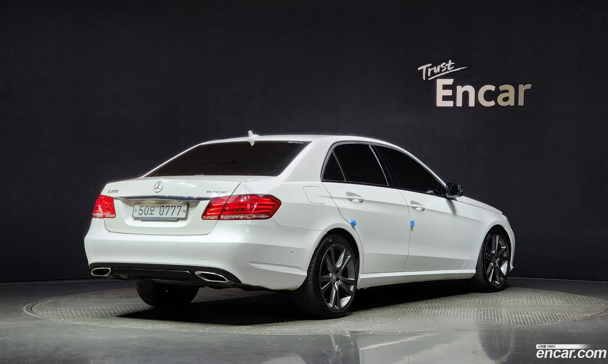 Mercedes-Benz E-Klasse E220 Bluetec Avant Garde Sports 2016 - фотография 14491334