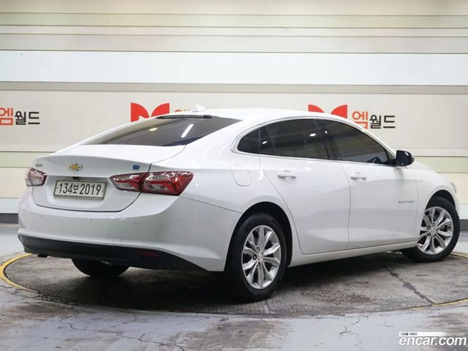 Chevrolet Malibu Ix 18 Hybrid Lt 2019 - фотография 8014069