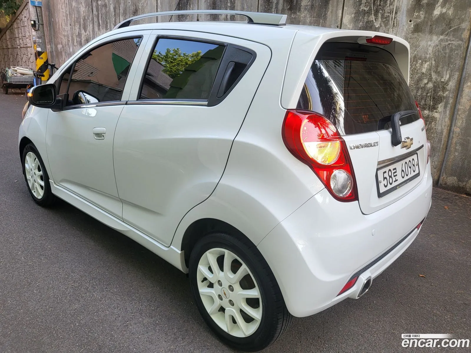 Chevrolet Spark Iii Tattoo Edition 2013 - фотография 8106409