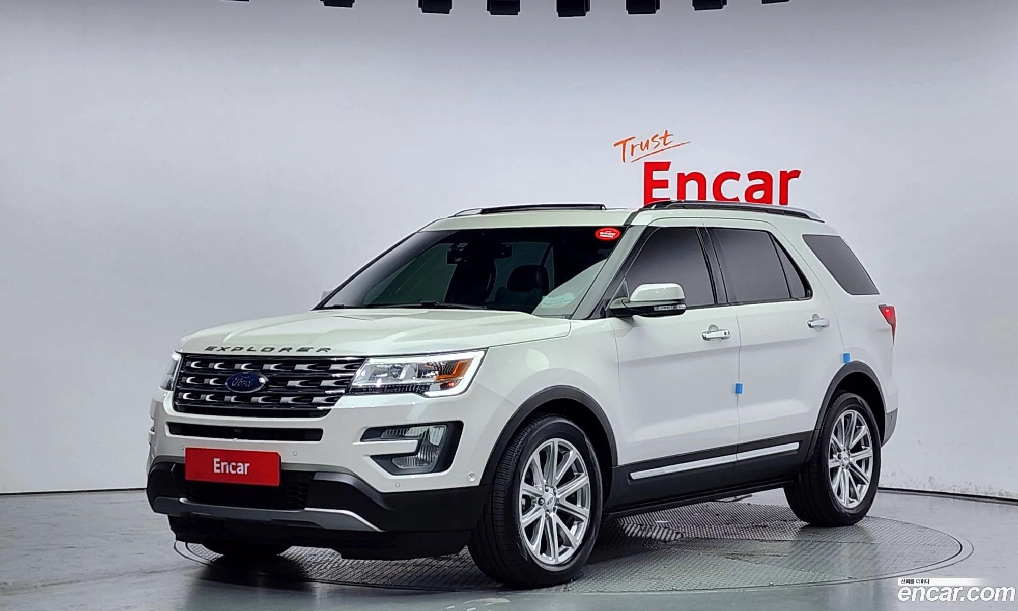 Ford Explorer 23 Limited 4Wd 2017 - фотография 14501352
