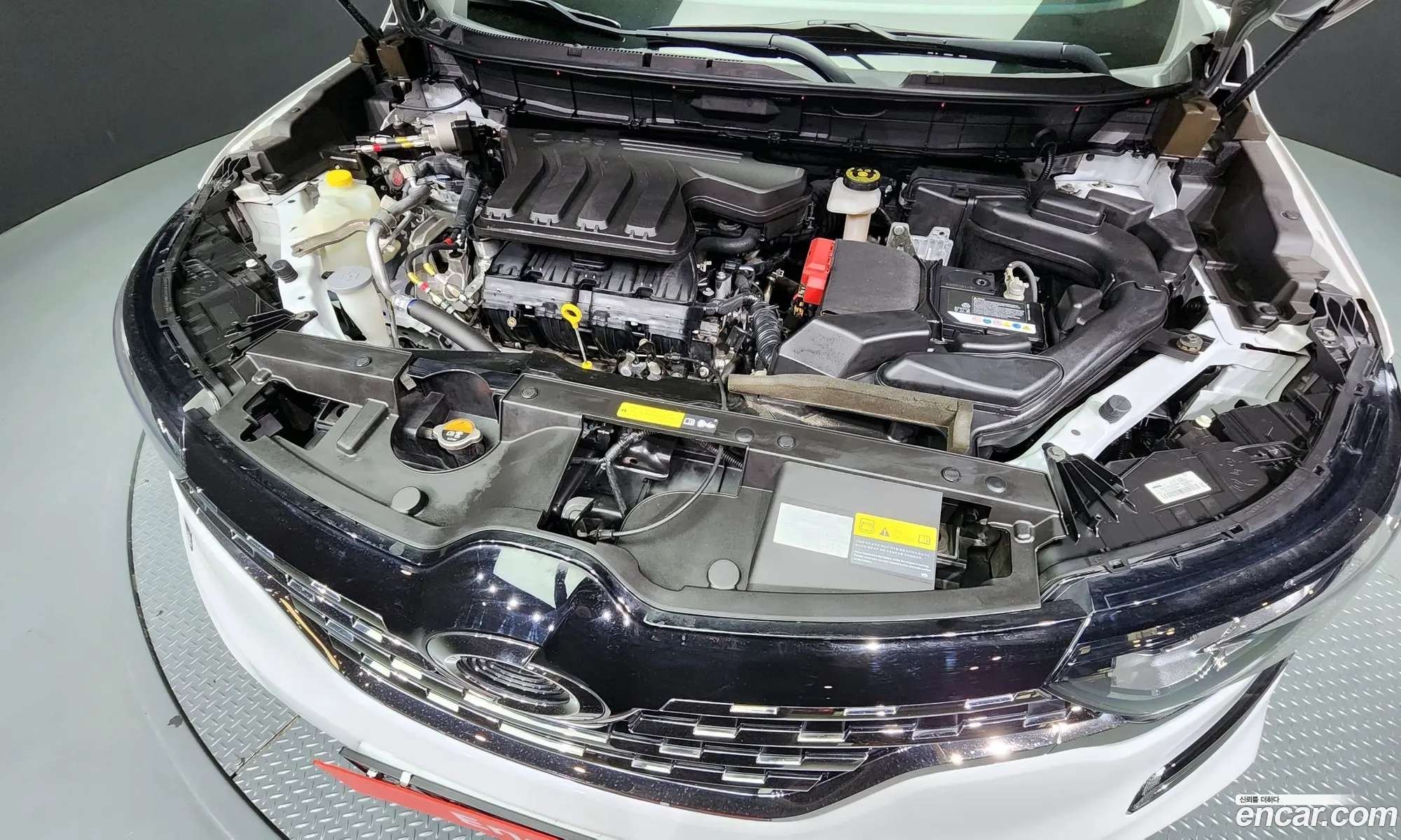 Renault Samsung Qm6 20 Lpe Re 2Wd 2020 - фотография 2325724