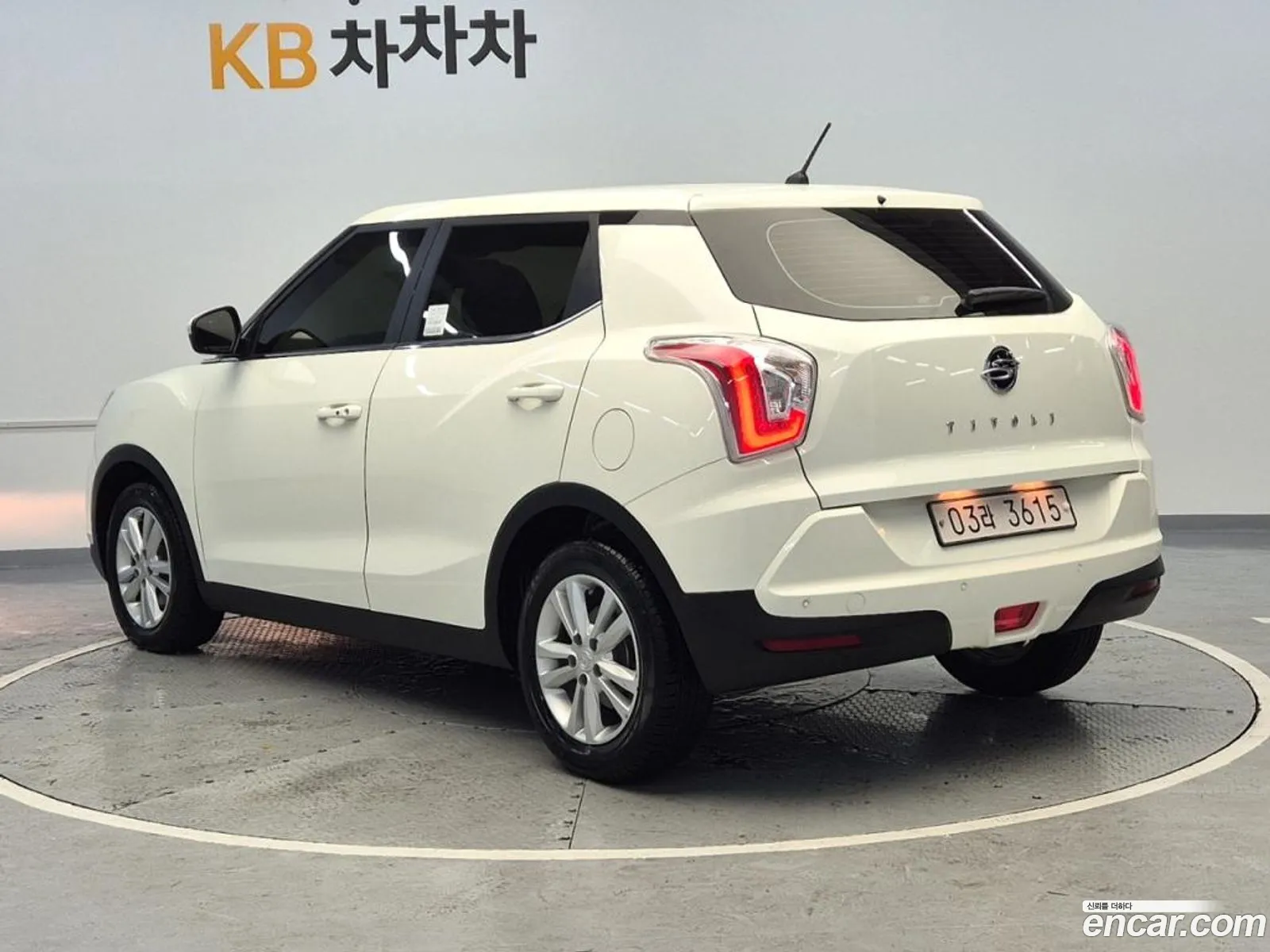 Ssangyong Tivoli Tivoli Vx 2Wd 2018 - фотография 19876127