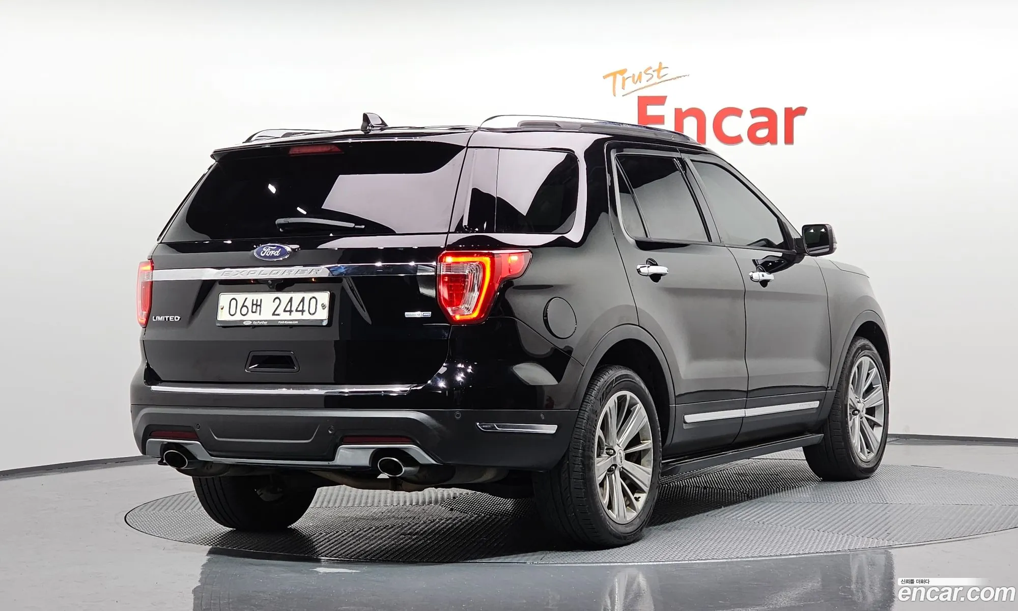 Ford Explorer 23 Limited 4Wd 2018 - фотография 14501341