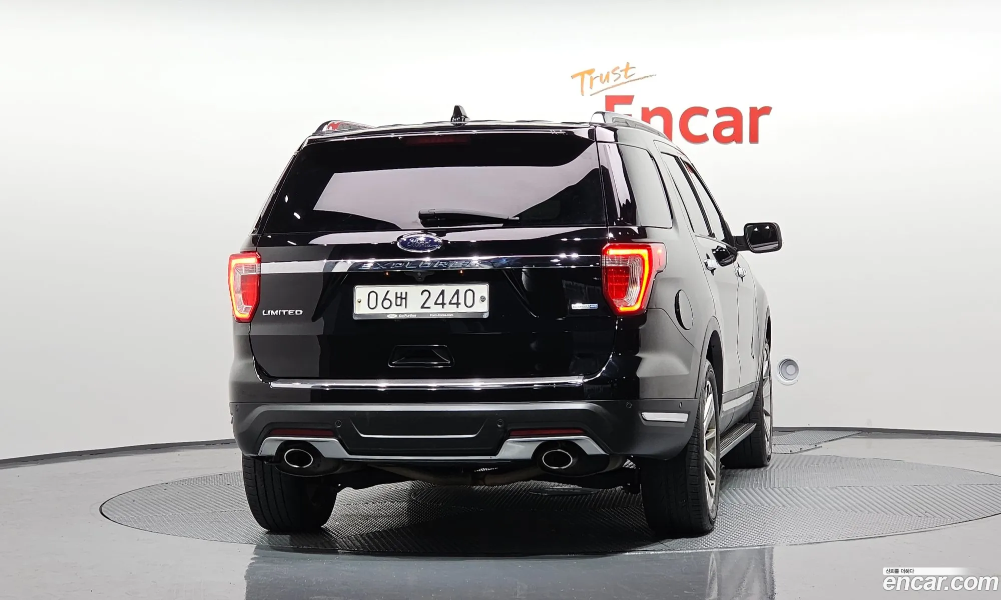 Ford Explorer 23 Limited 4Wd 2018 - фотография 14501343