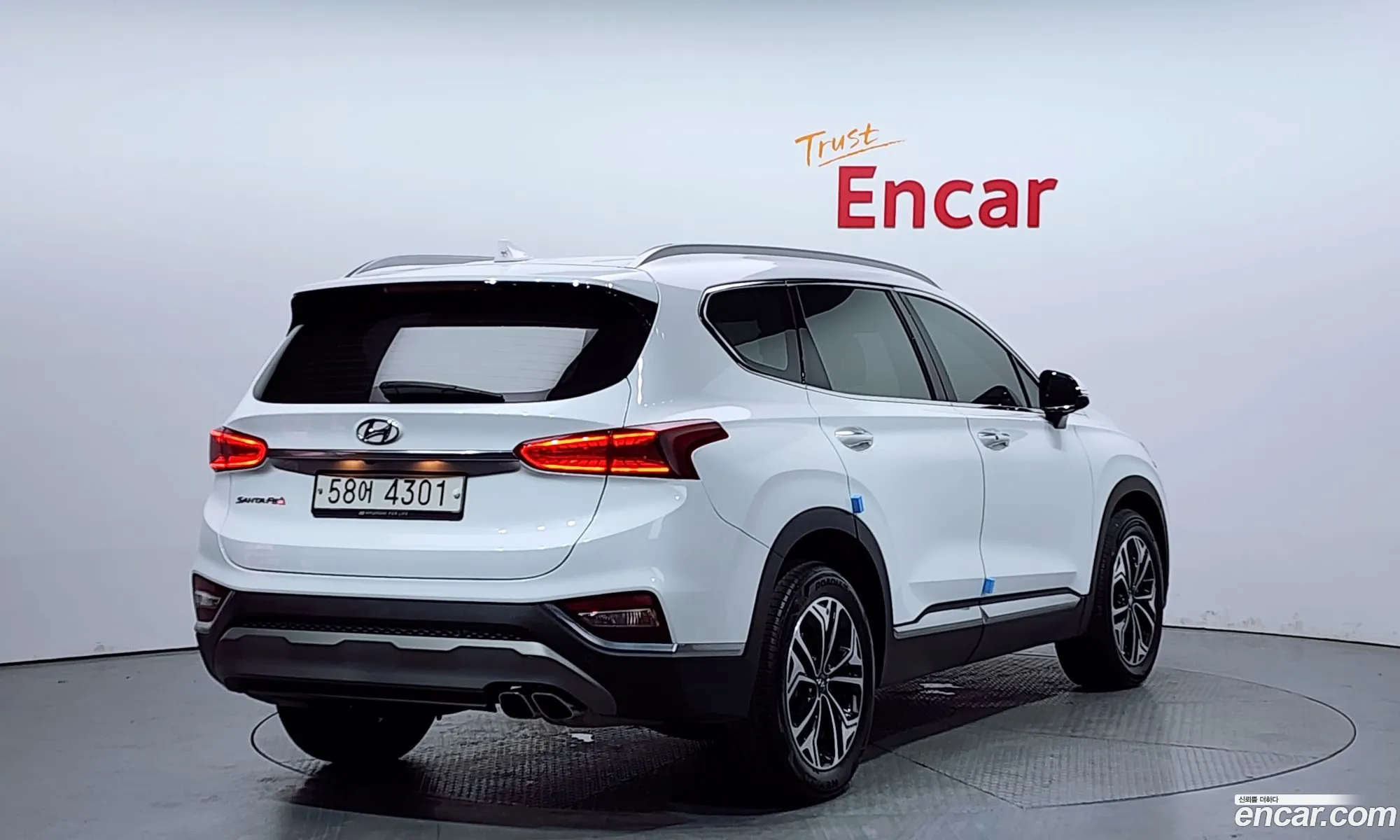 Hyundai Santa Fe Iv Diesel 20 2Wd 2020 - фотография 17175332