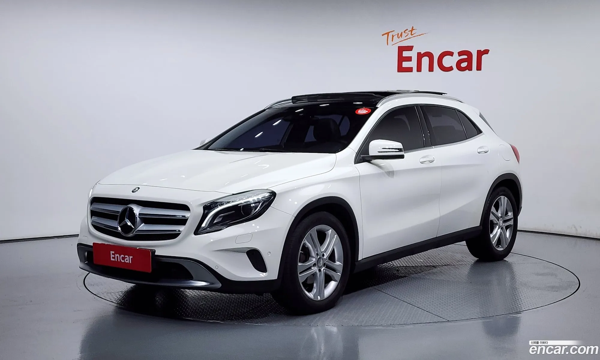 Mercedes-Benz Gla-Klasse Gla200D 2016 - фотография 1799205
