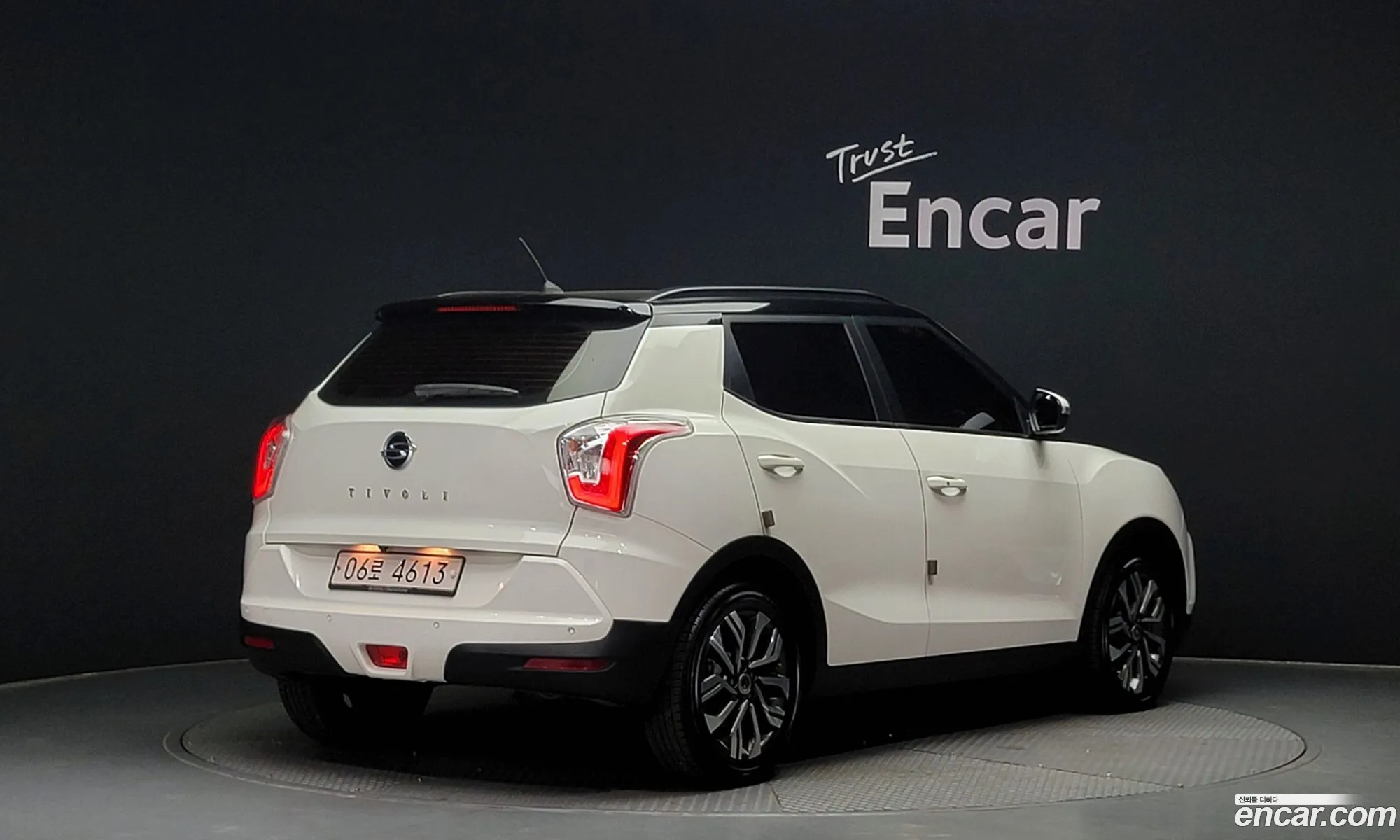 Kg Mobility Ssangyong Tivoli Armor Diesel Vx 2Wd - фотография 7295198