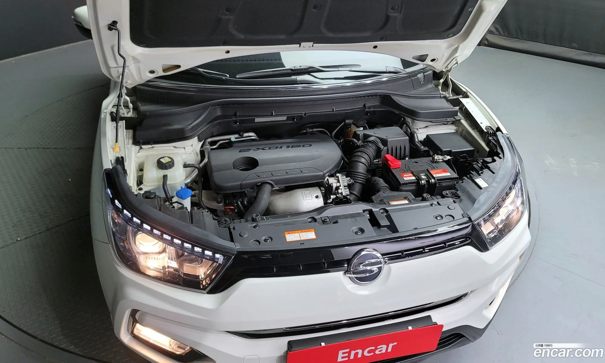 Kg Mobility Ssangyong Tivoli Armor Diesel Vx 2Wd - фотография 7295202