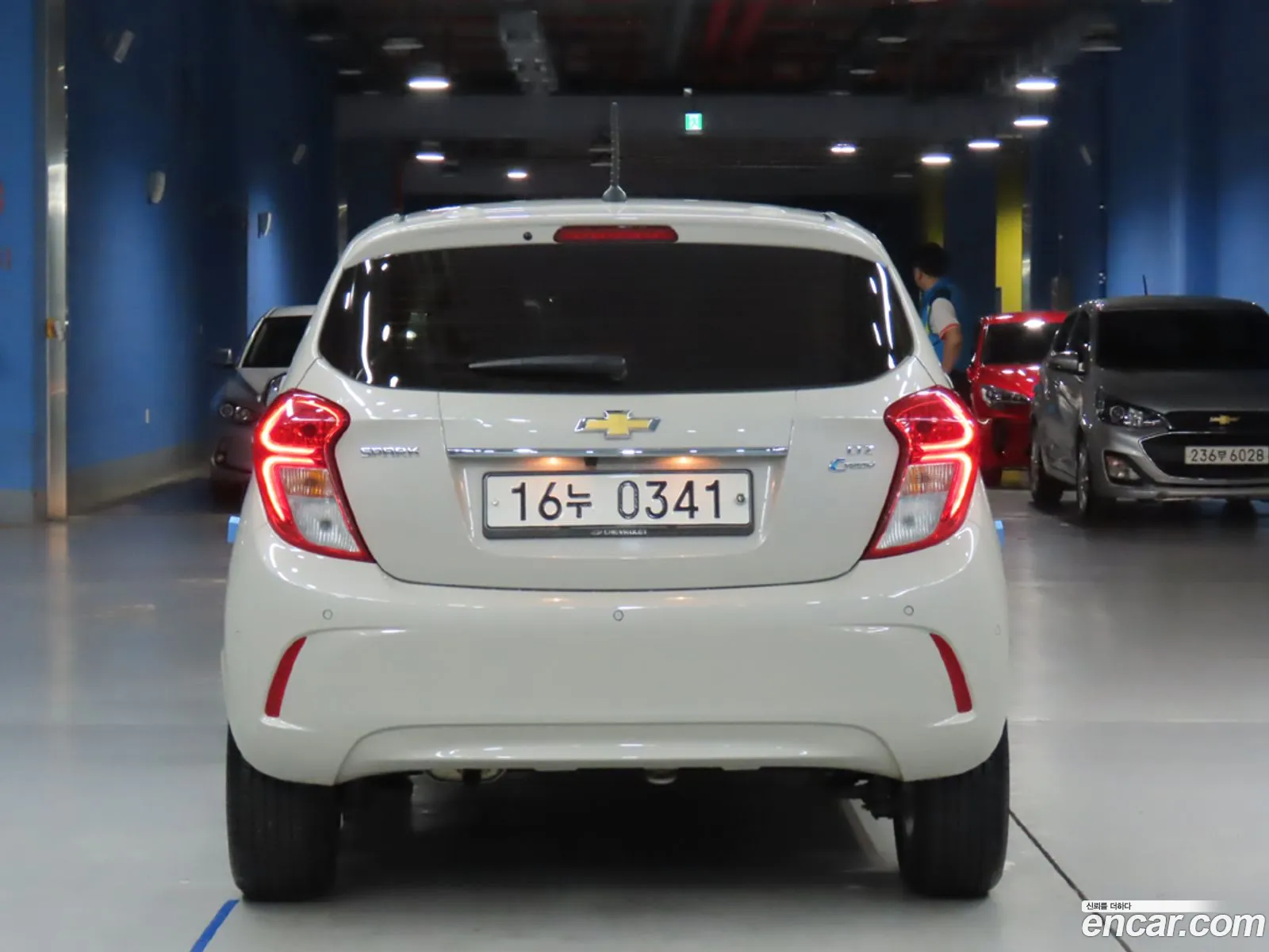 Chevrolet Spark Ltz 2016 - фотография 8106398
