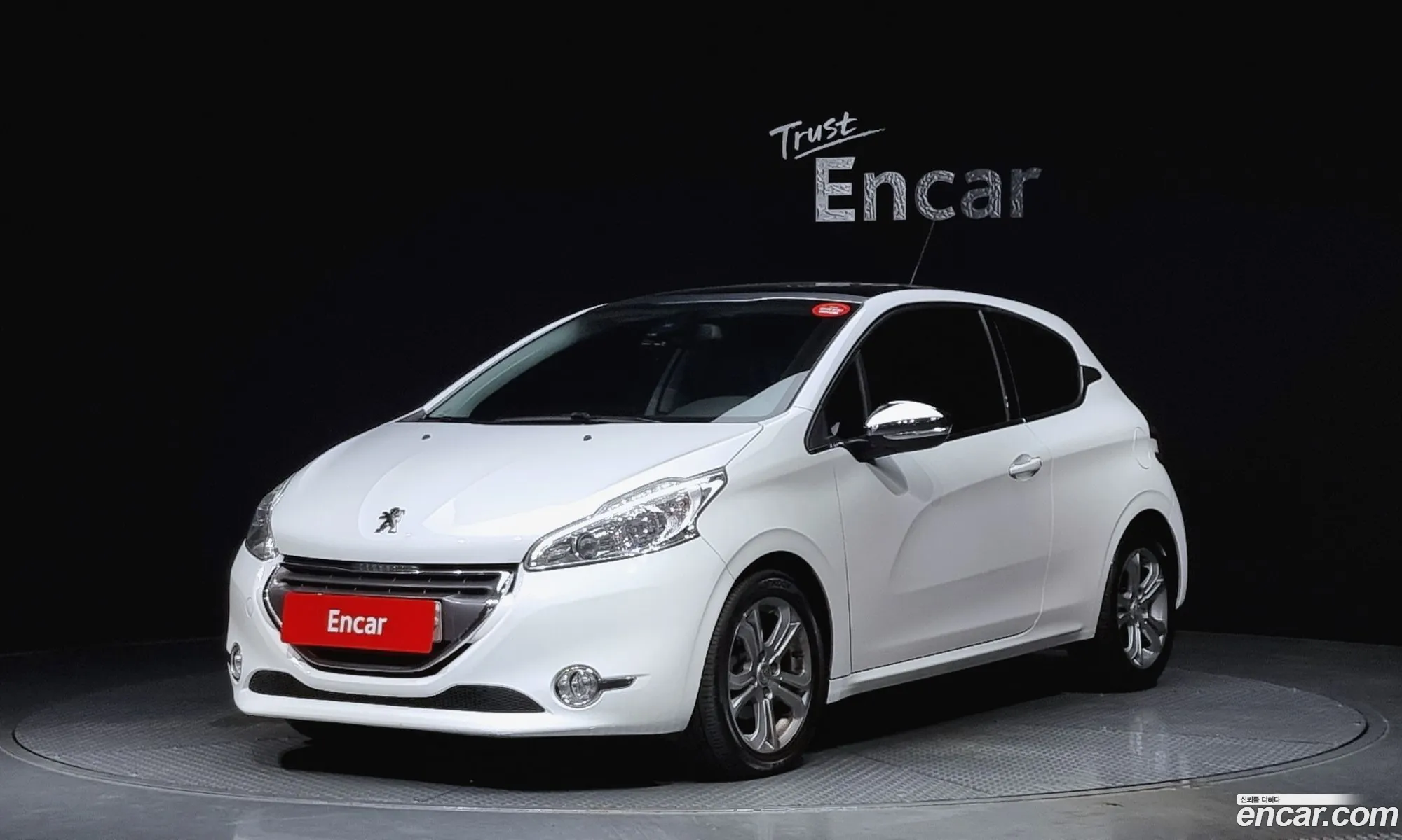 Peugeot 208 16 E-Hdi Allure 3-Door - фотография 4747208