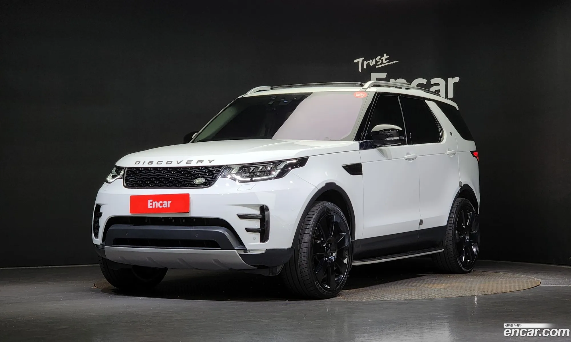 Land Rover Discovery V 30 Td6 Hse 2018 - фотография 7374966