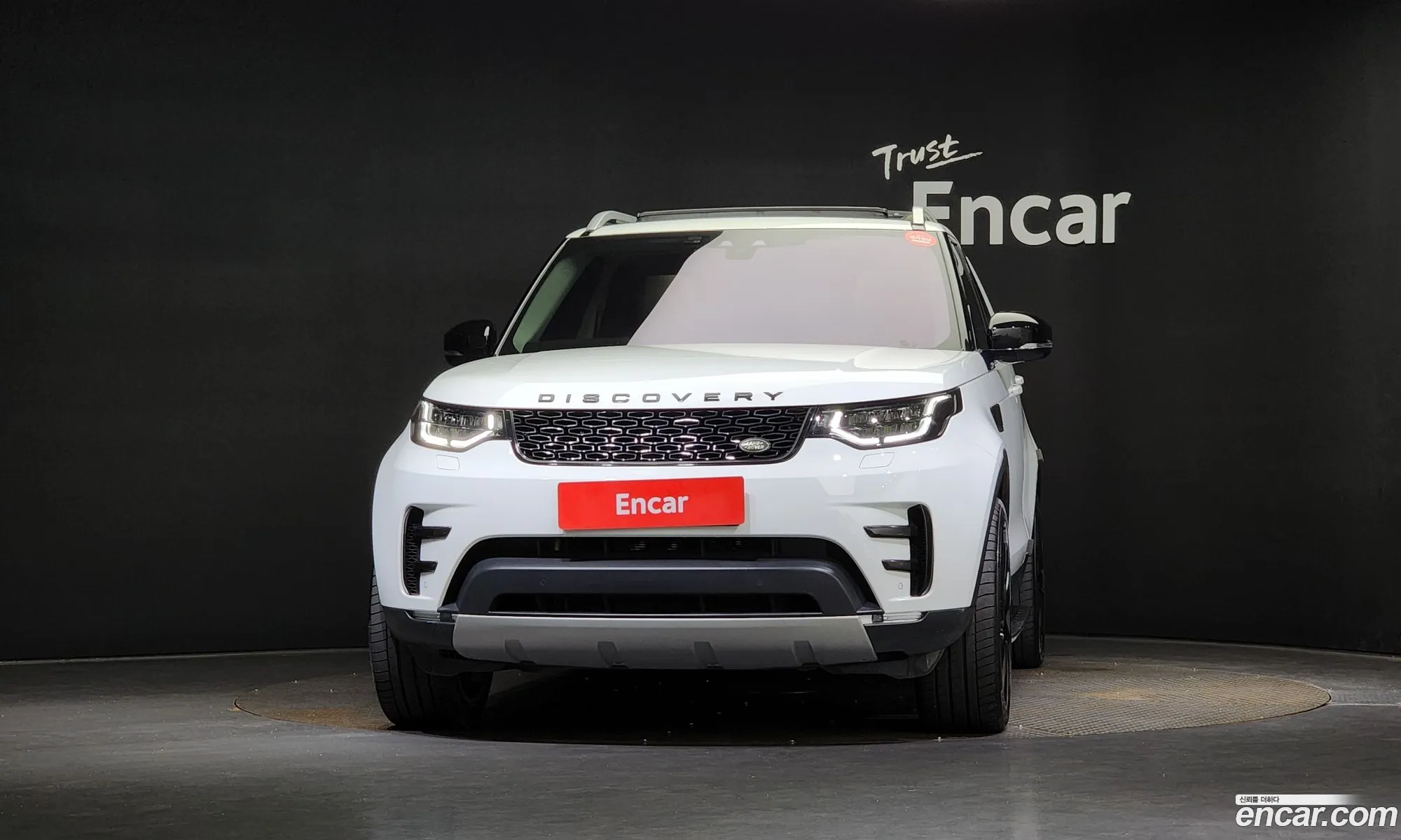 Land Rover Discovery V 30 Td6 Hse 2018 - фотография 7374968