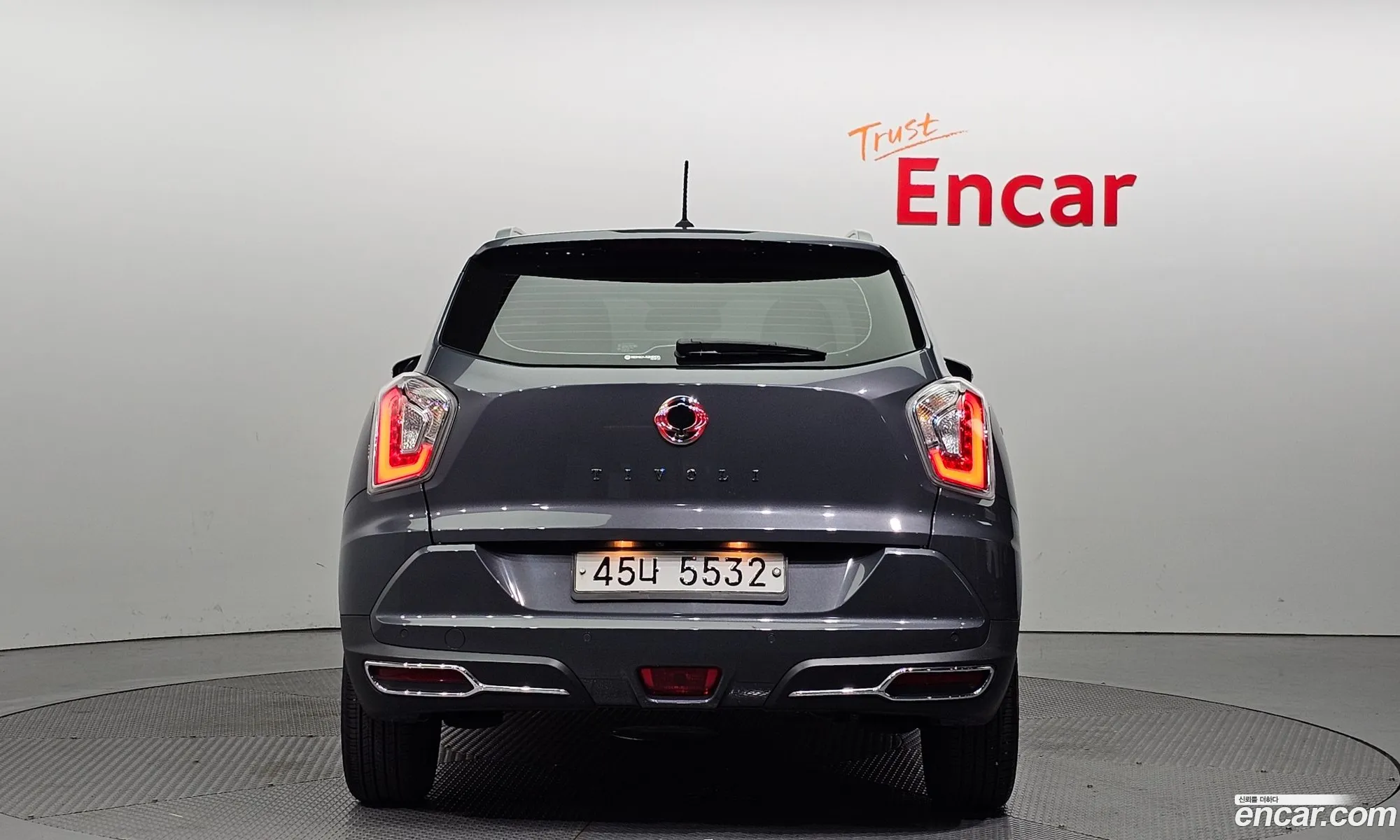 Ssangyong Tivoli Tivoli Gear Plus 2Wd 2019 - фотография 17429913