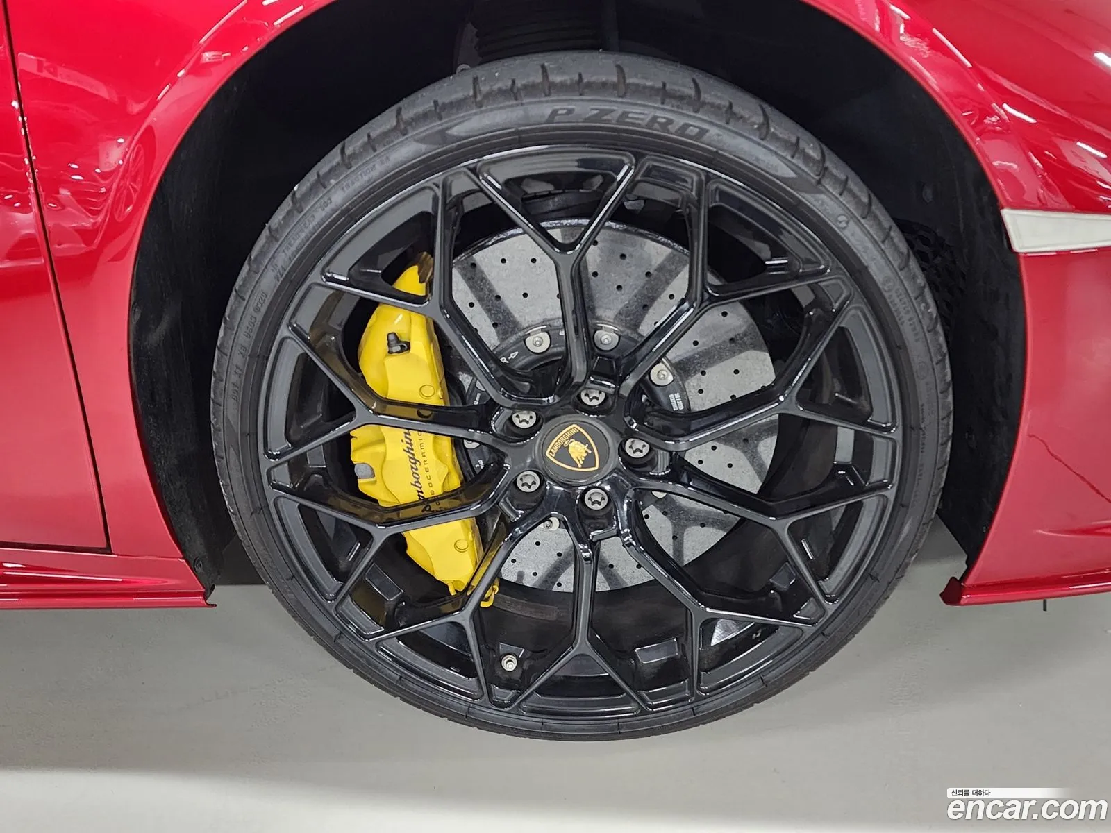 Lamborghini Huracán Huracán Lp640-4 Evo Spider 2020 - фотография 3748992