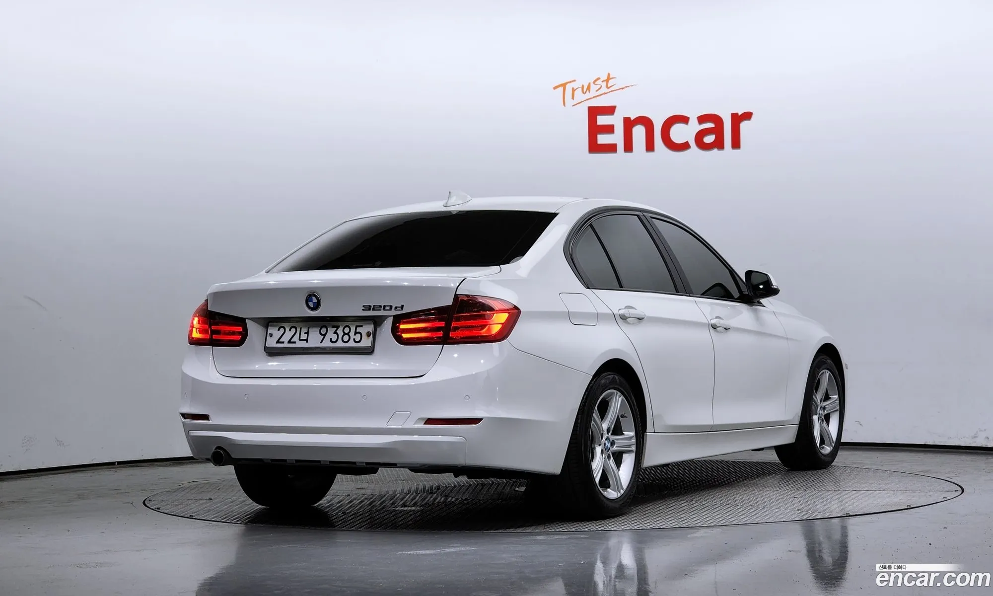 BMW 3Er Vi F3X 320D 2015 - фотография 16498242