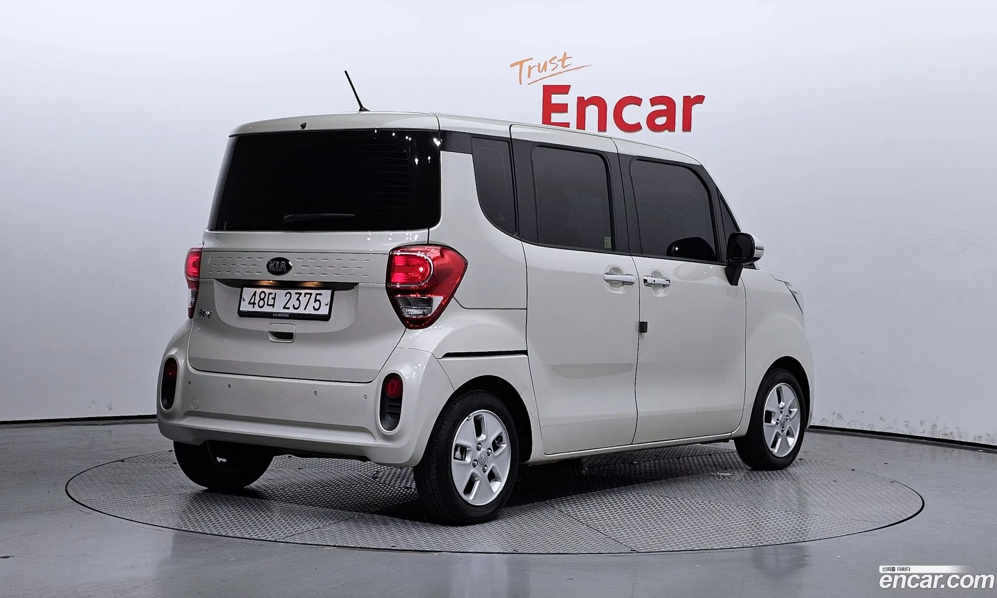 Kia Ray Luxury 2019 - фотография 19671807