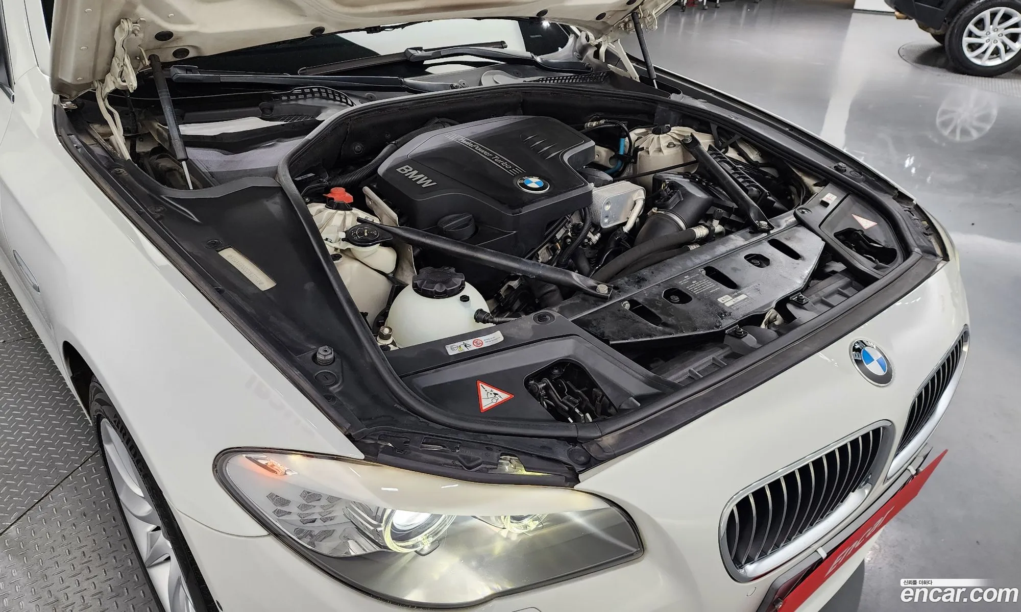 BMW 5Er Vi F10F11F07 528I 2012 - фотография 16365541