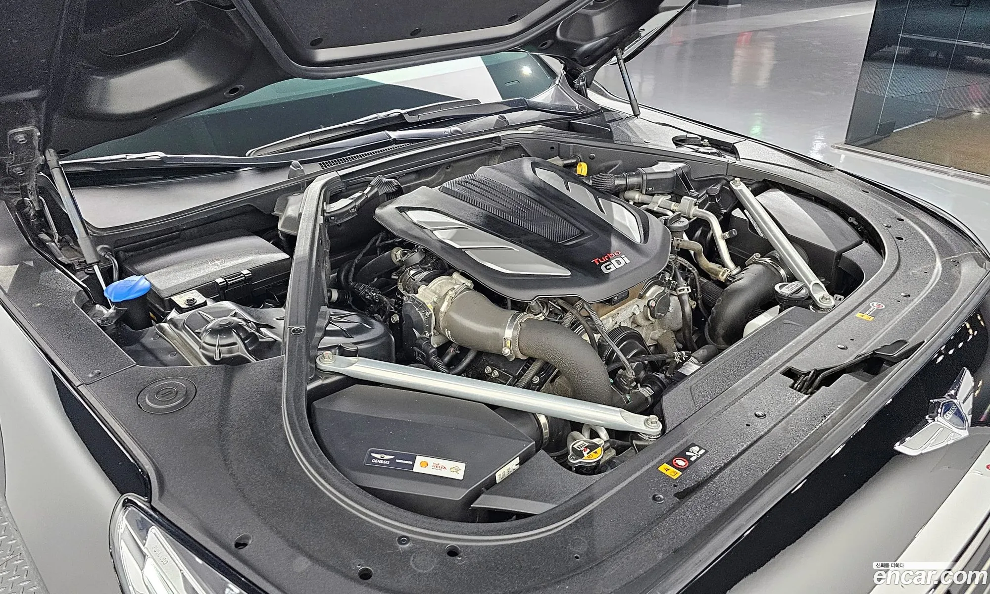 Genesis G90 I 33 T-Gdi Awd 2016 - фотография 17475474