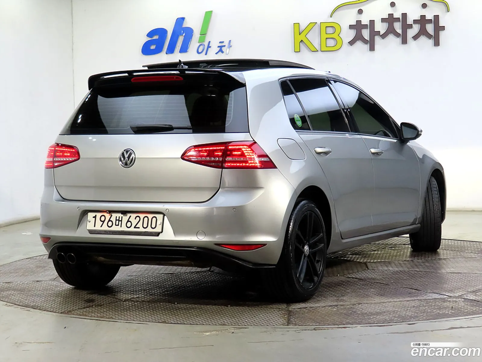 Volkswagen Golf Vii 20 Tdi 2014 - фотография 4993875