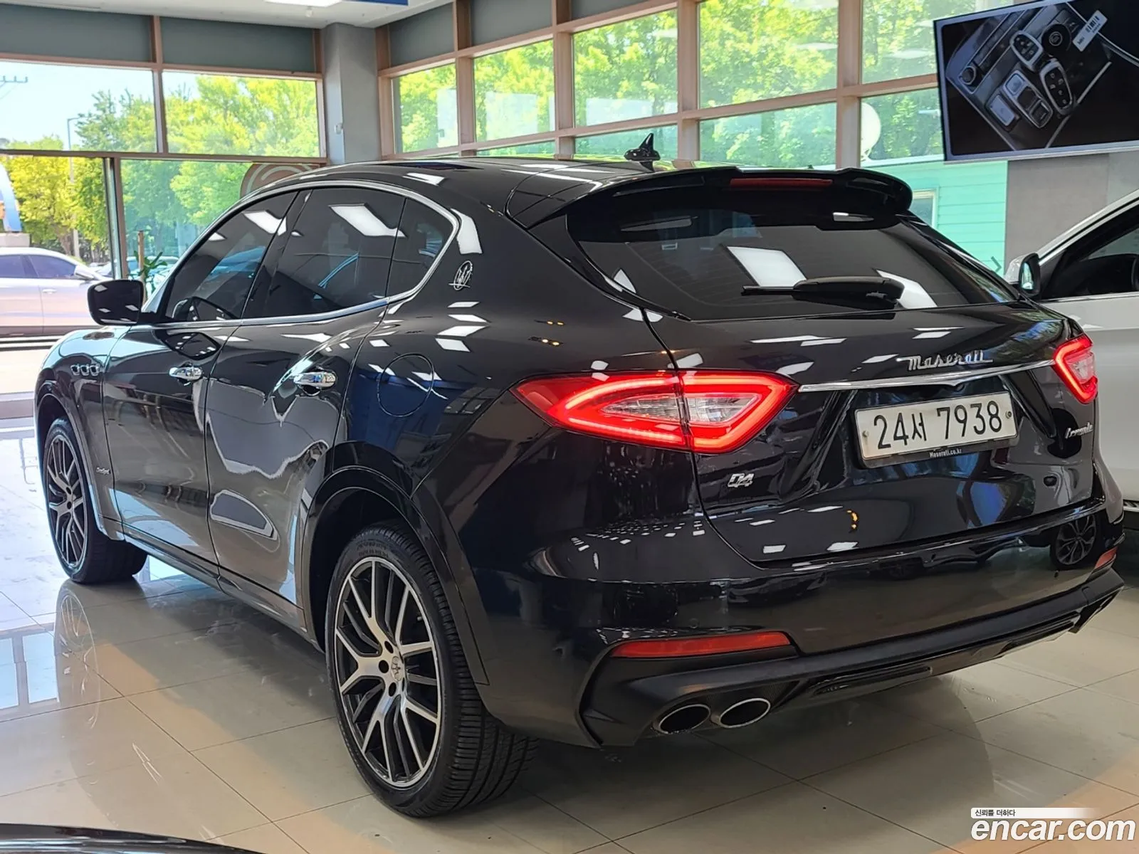 Maserati Levante I 30 Awd Gran Sport 2019 - фотография 4670352