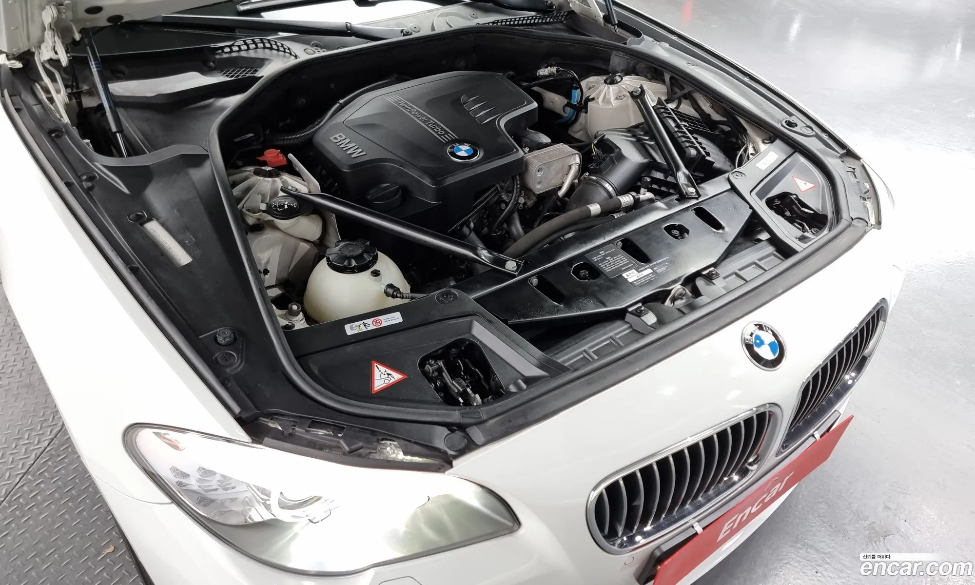 BMW 5Er Vi F10F11F07 528I 2012 - фотография 16482763