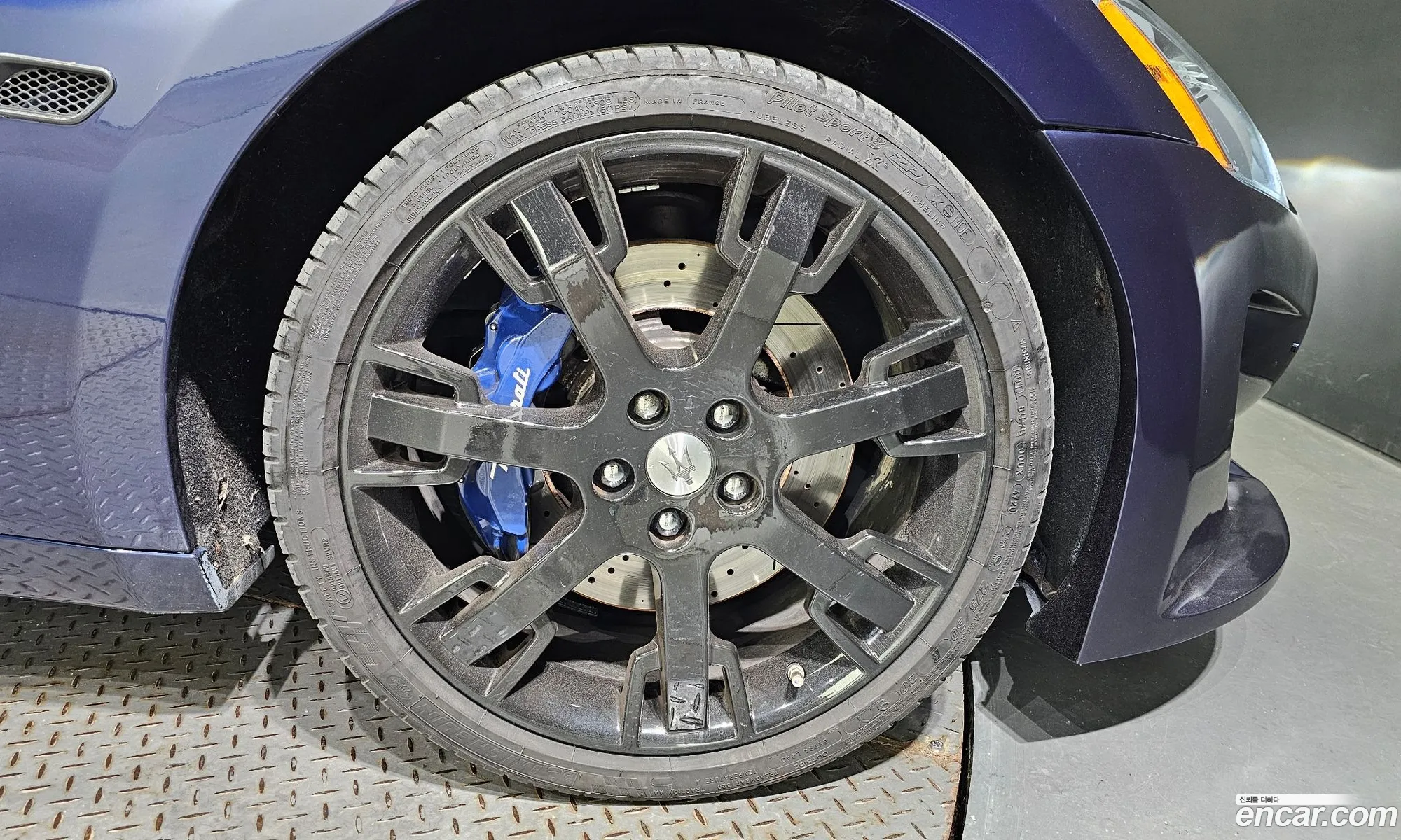Maserati Granturismo Granturismo 47 2014 - фотография 4693822