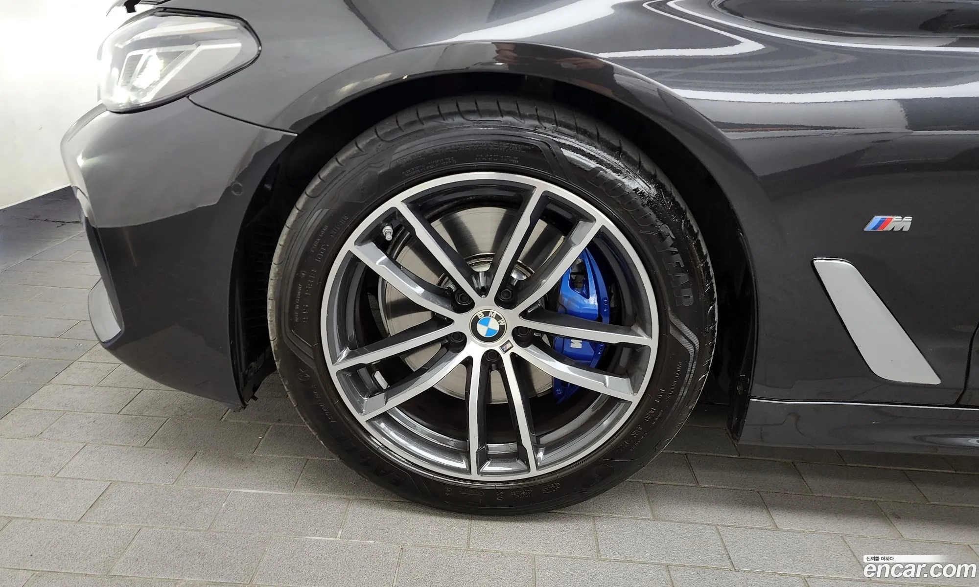 BMW 5 Series G30 520I M Sports - фотография 18545708