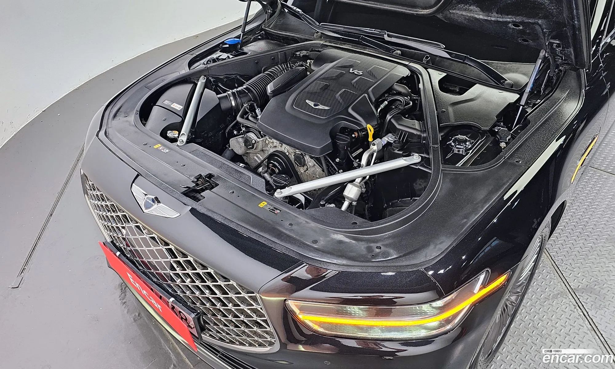 Genesis G90 I 38 Awd 2021 - фотография 17226716