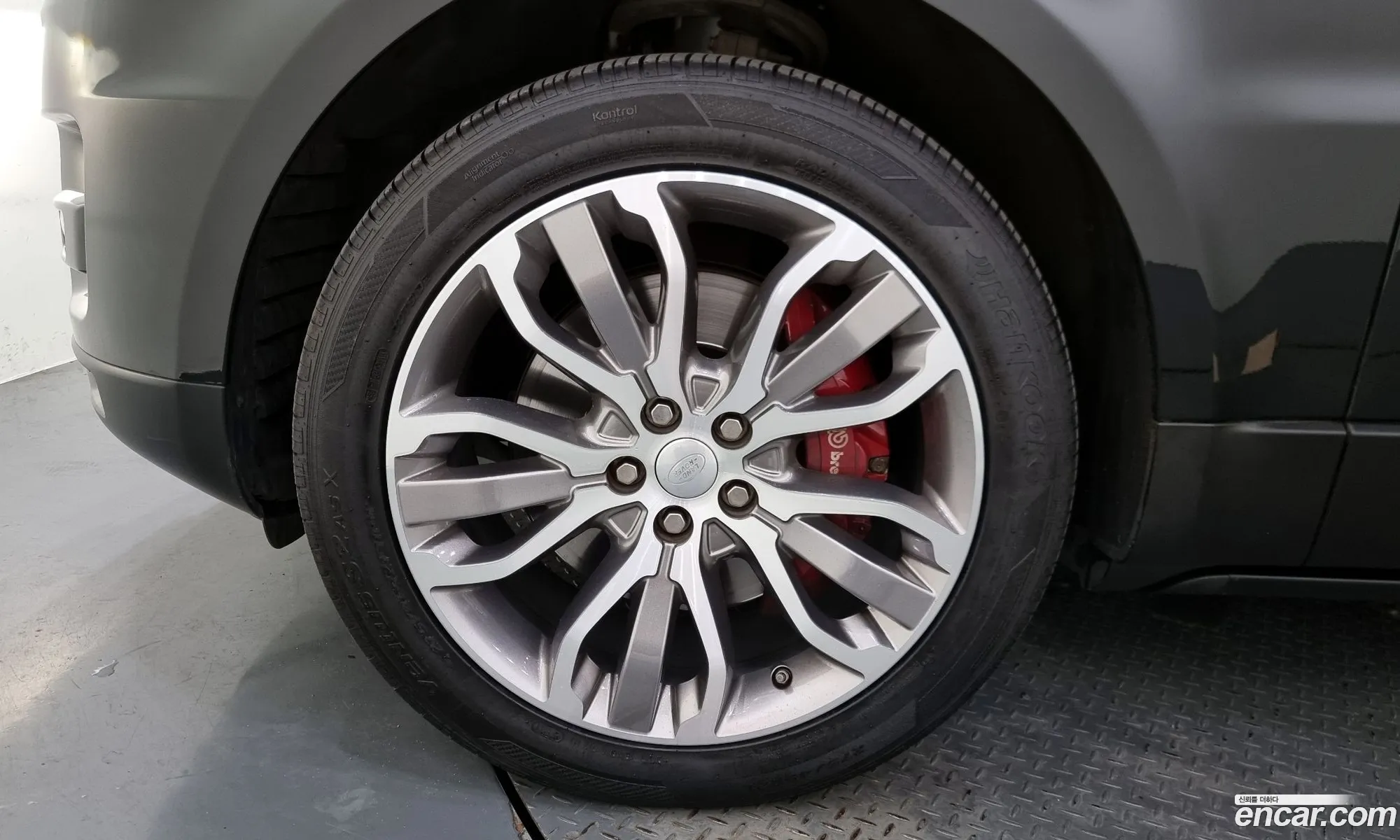 Land Rover Range Rover Sport Ii 50 Svr 2015 - фотография 7390446