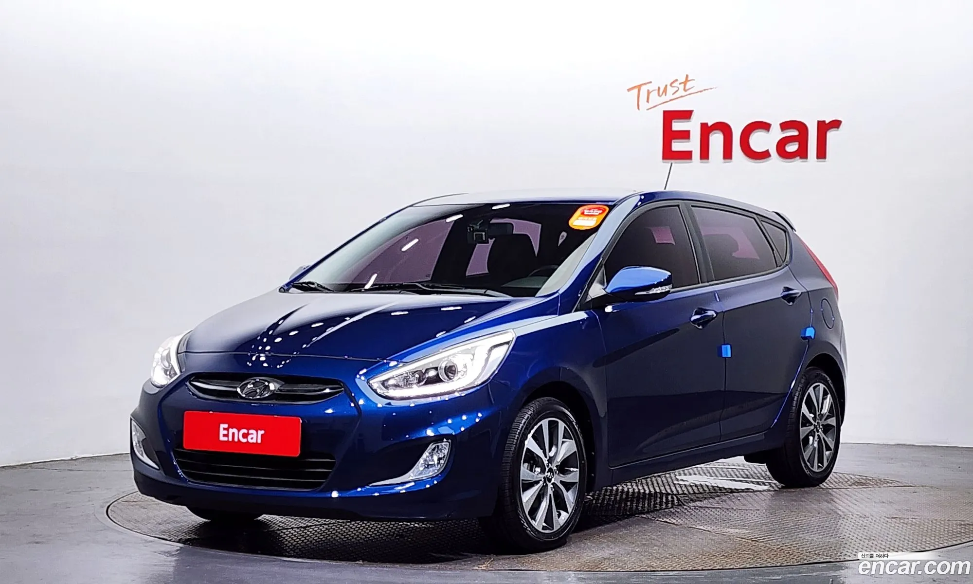 Hyundai Accent Iv Wit 14 Vvt Premium 2015 - фотография 17292720