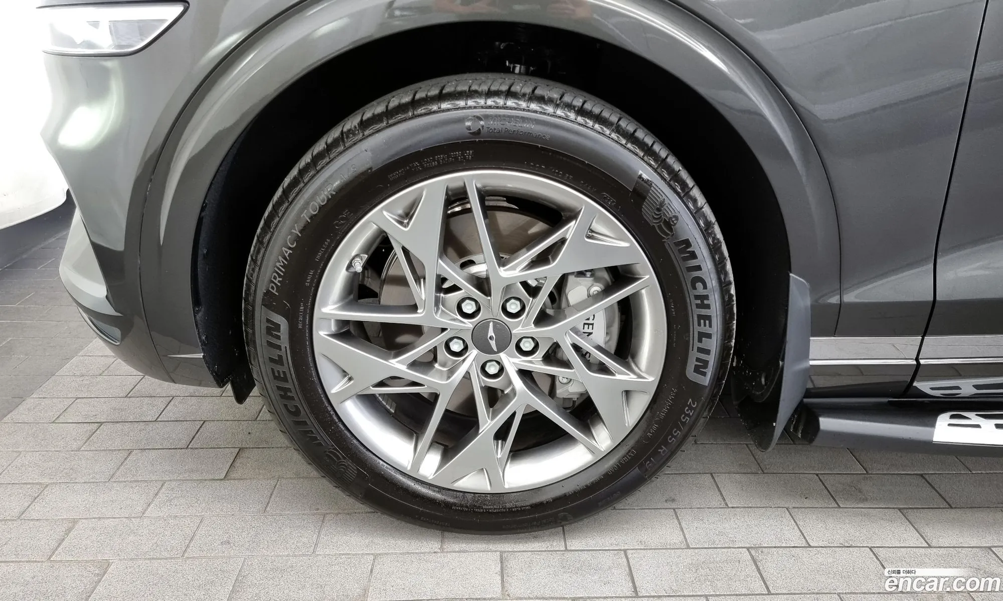 Genesis Gv70 25T Gasoline Awd 2024 - фотография 917836
