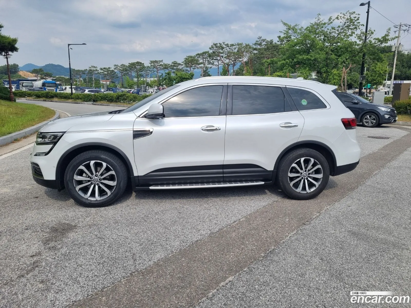 Renault Samsung Qm6 I 20 Lpe Le Signature 2Wd 2022 - фотография 4893014