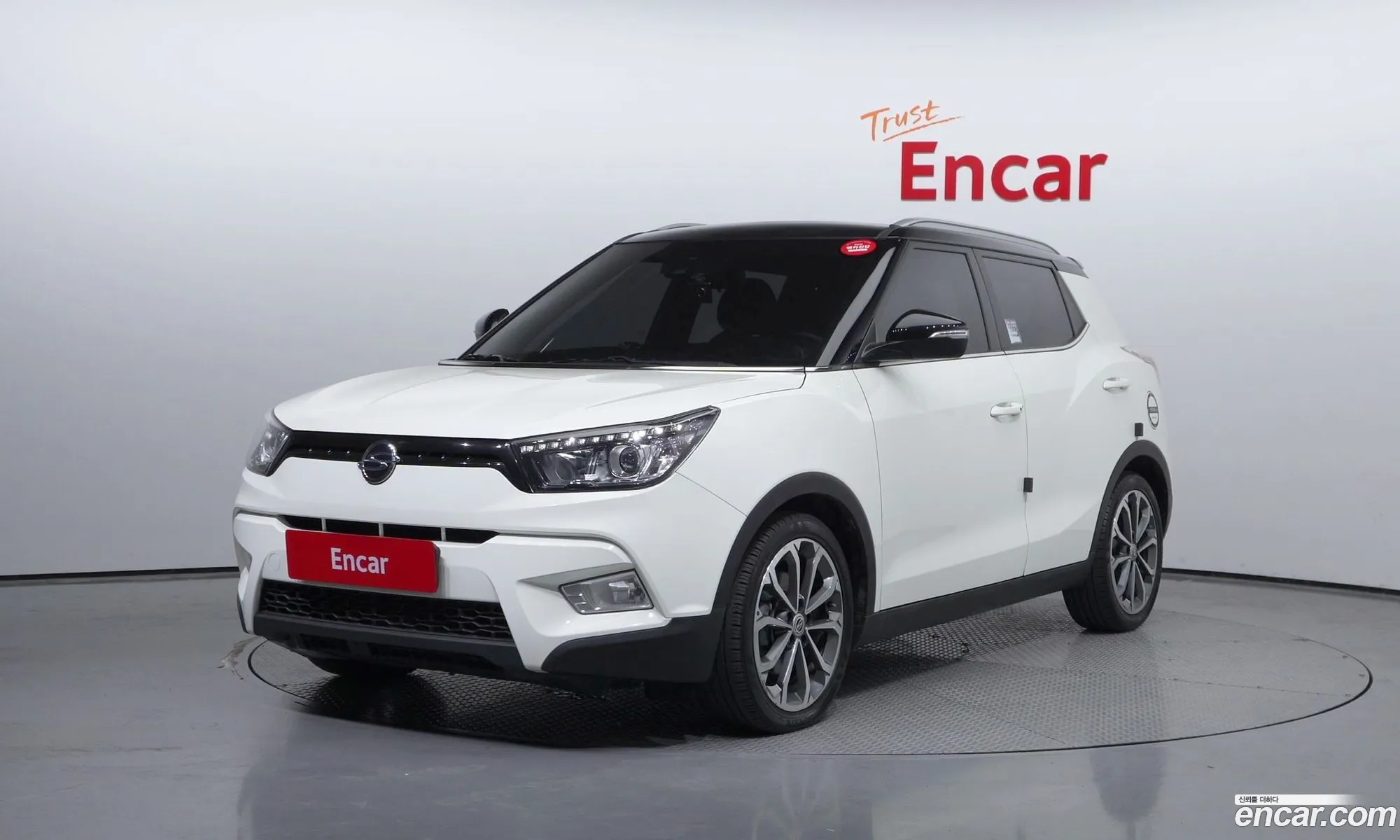 Ssangyong Tivoli Tivoli Vx 2Wd 2017 - фотография 16951311