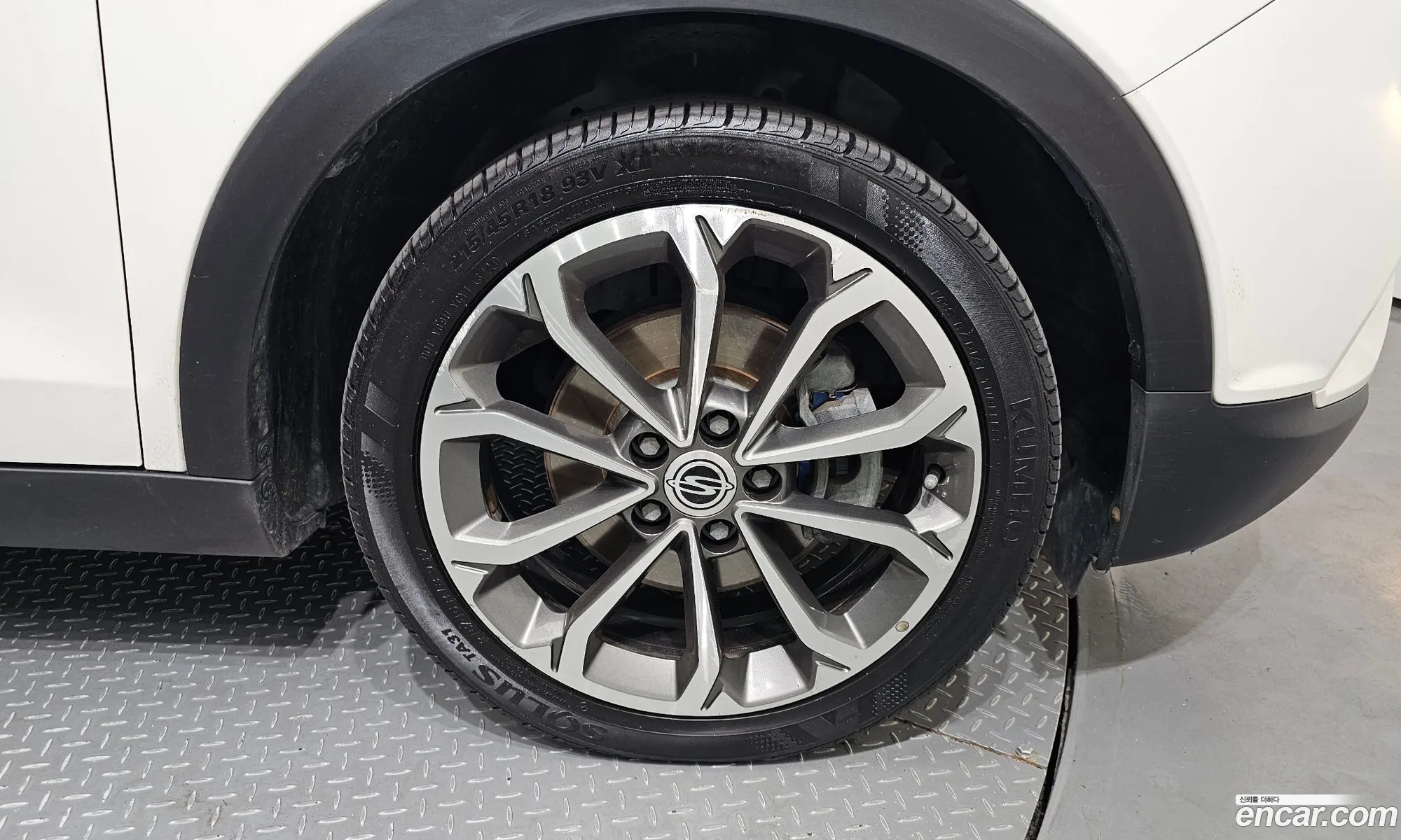 Ssangyong Tivoli Tivoli Vx 2Wd 2017 - фотография 16951315