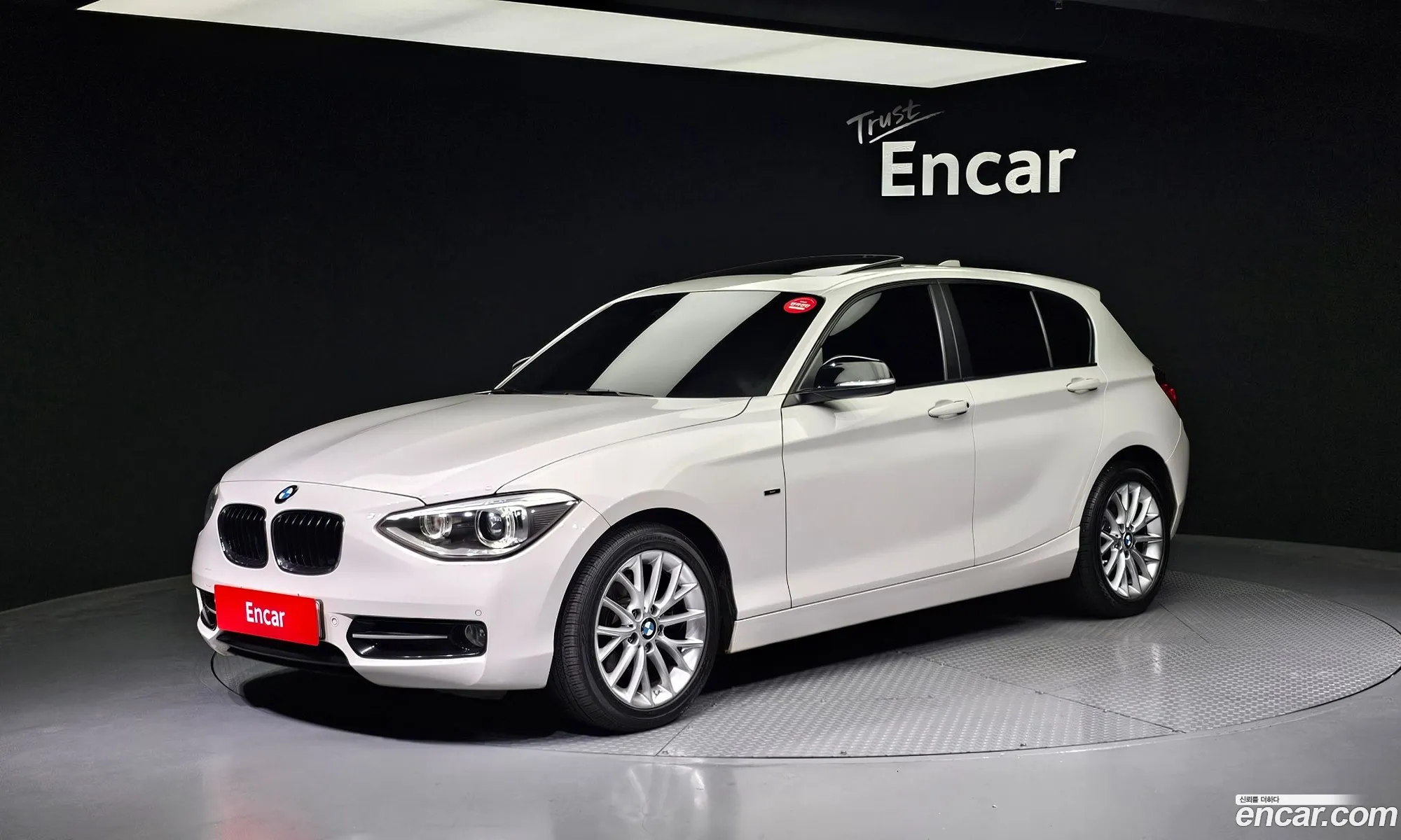 BMW 1 Series F20 118D Sports 5-Door - фотография 16571203