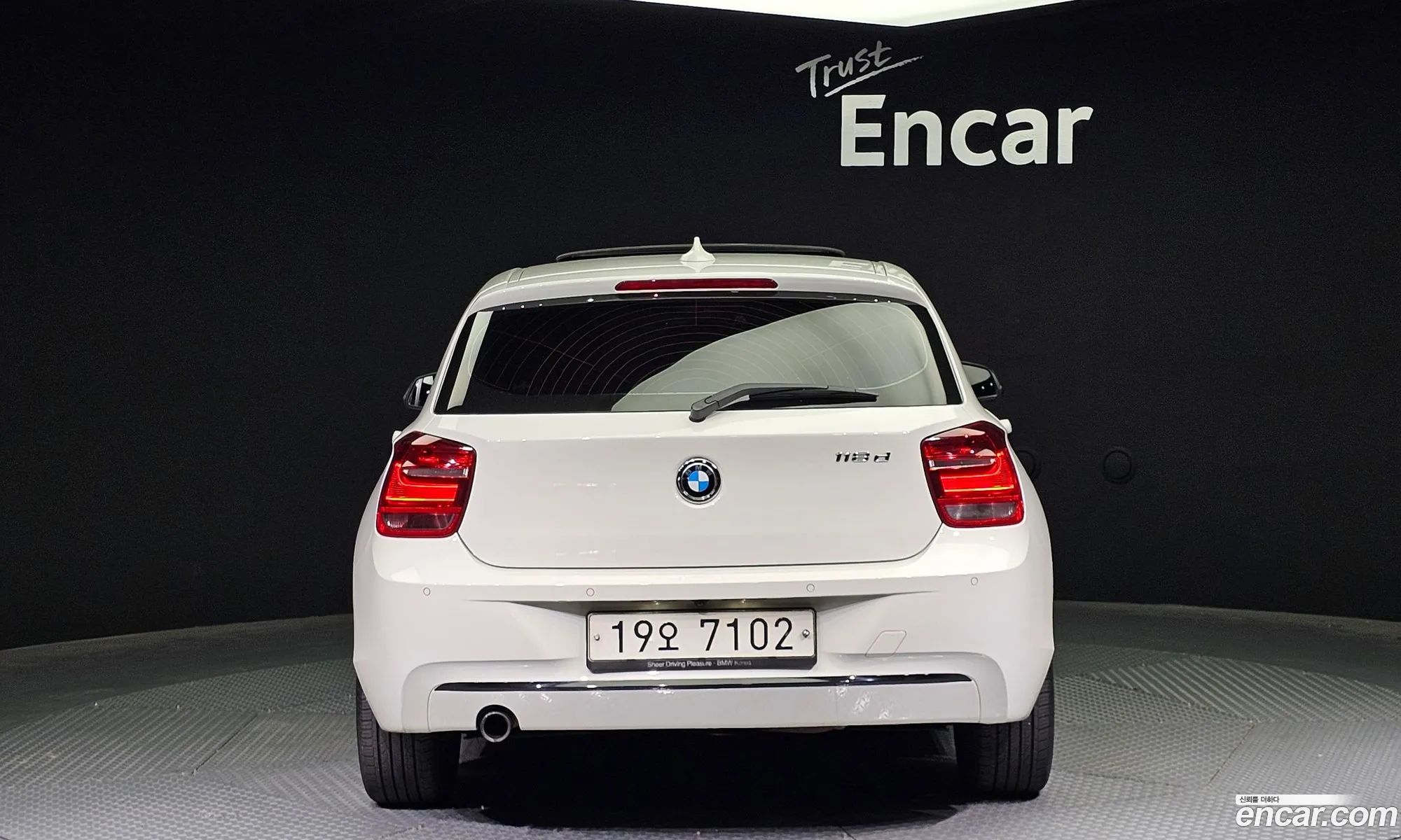 BMW 1 Series F20 118D Sports 5-Door - фотография 16571206