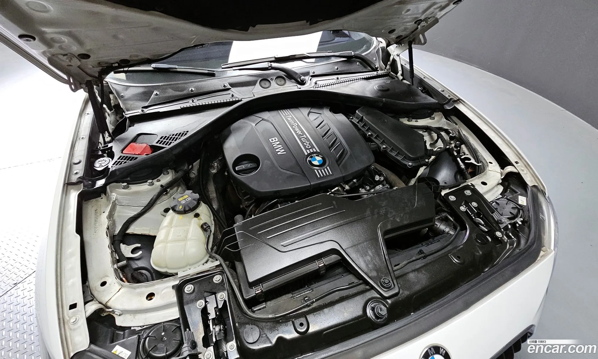 BMW 1 Series F20 118D Sports 5-Door - фотография 16571208