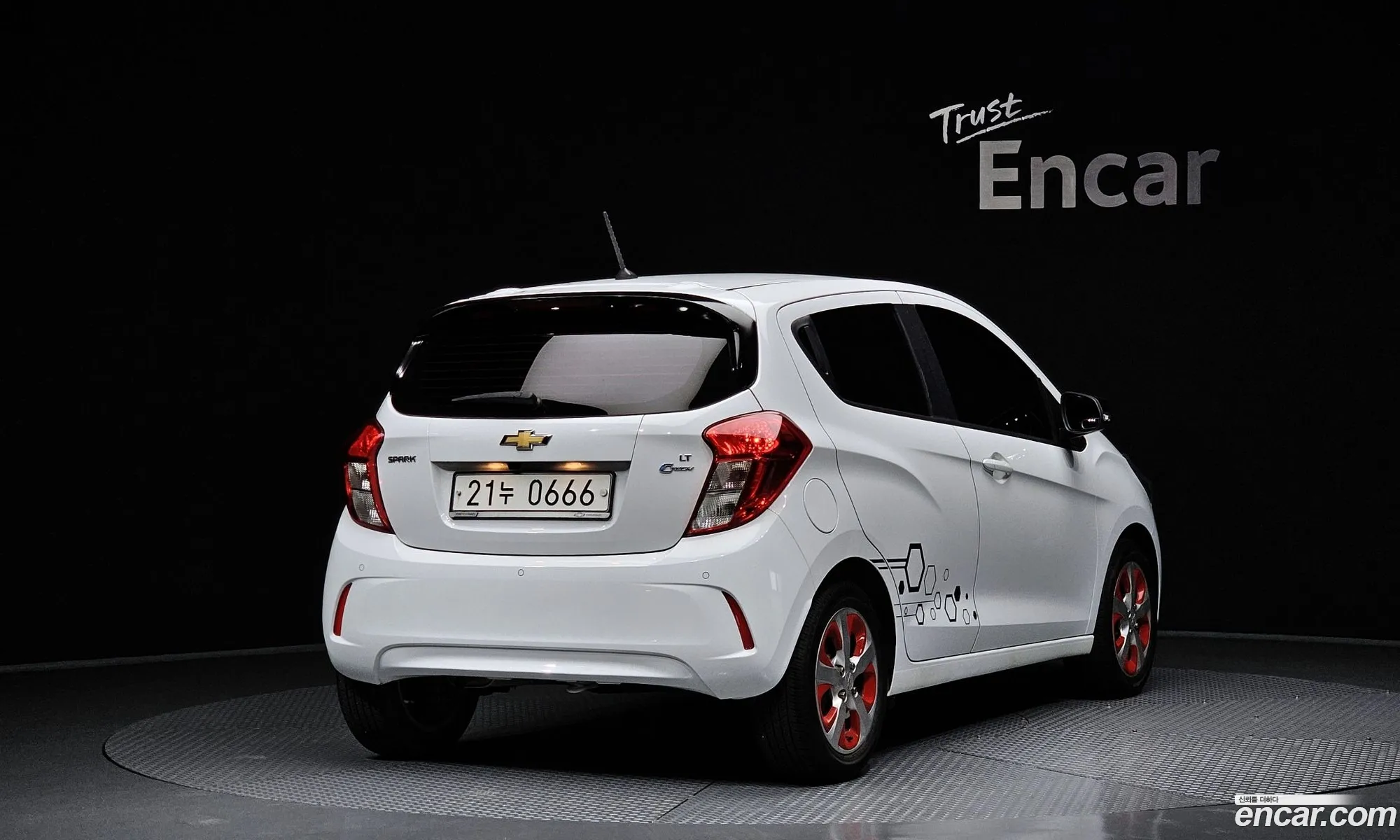 Chevrolet Spark Fashion 2016 - фотография 6743976