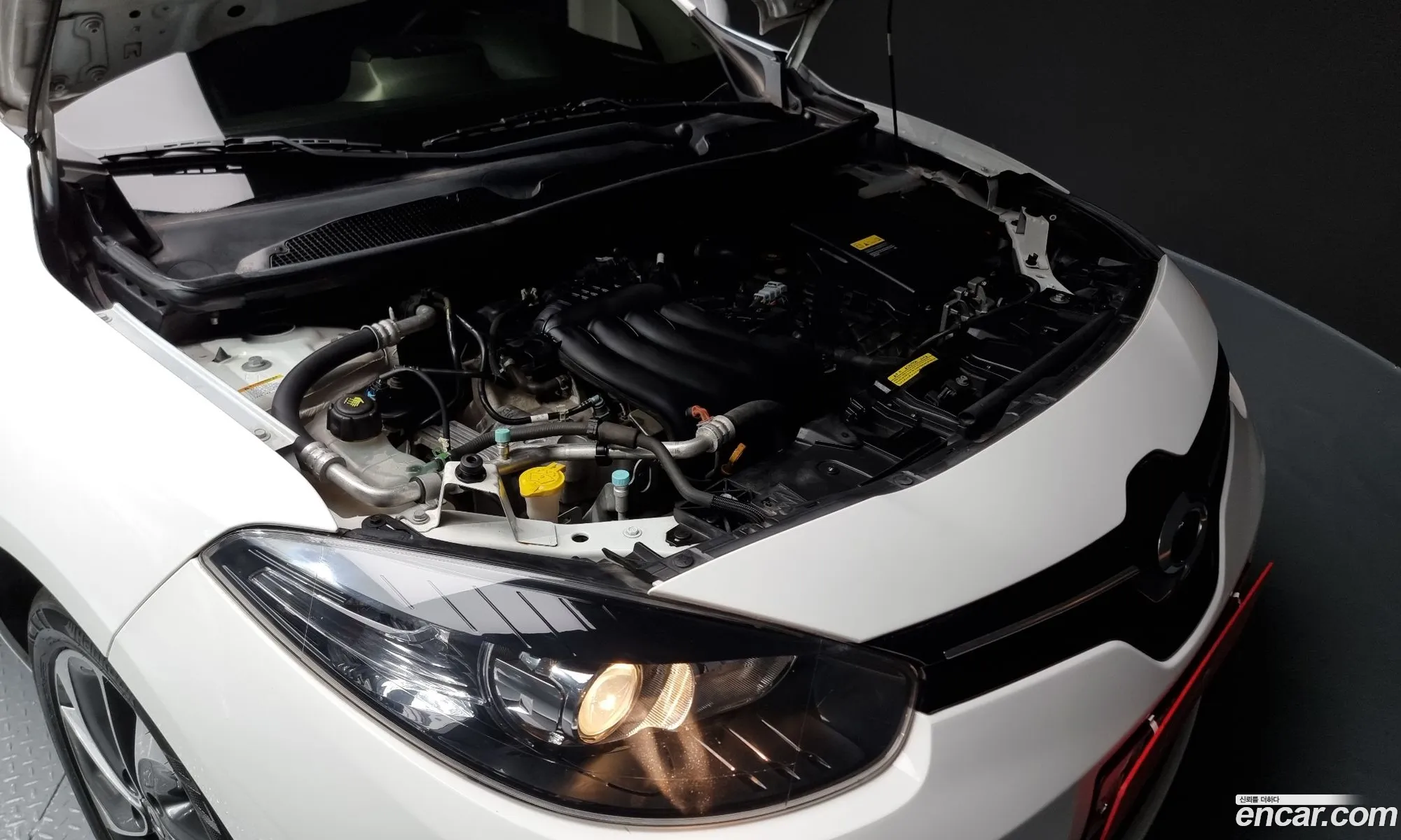 Renault Samsung Sm3 Re 2015 - фотография 4738879