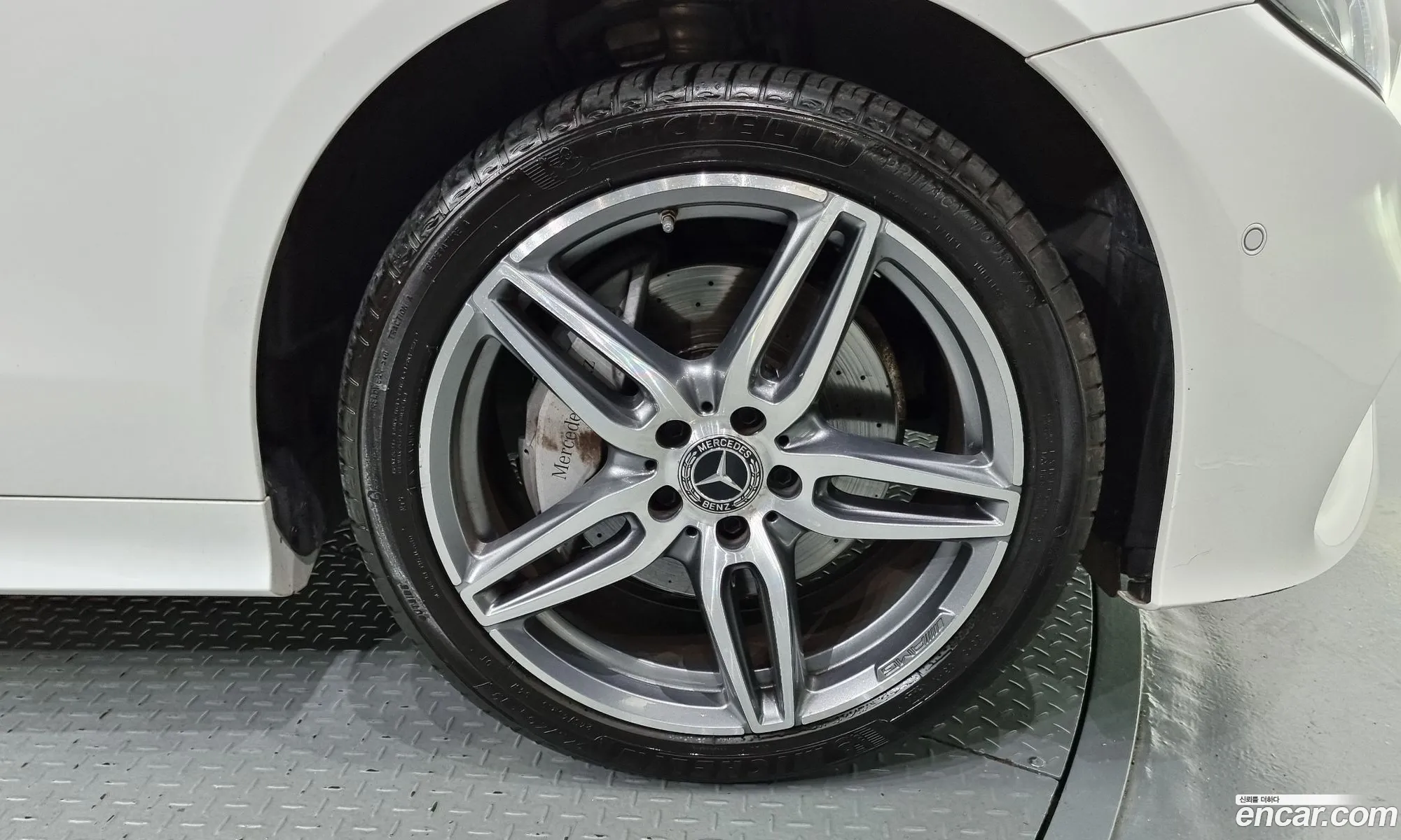 Mercedes-Benz E-Klasse V W213 S213 C238 E220D Coupe 2019 - фотография 18976139