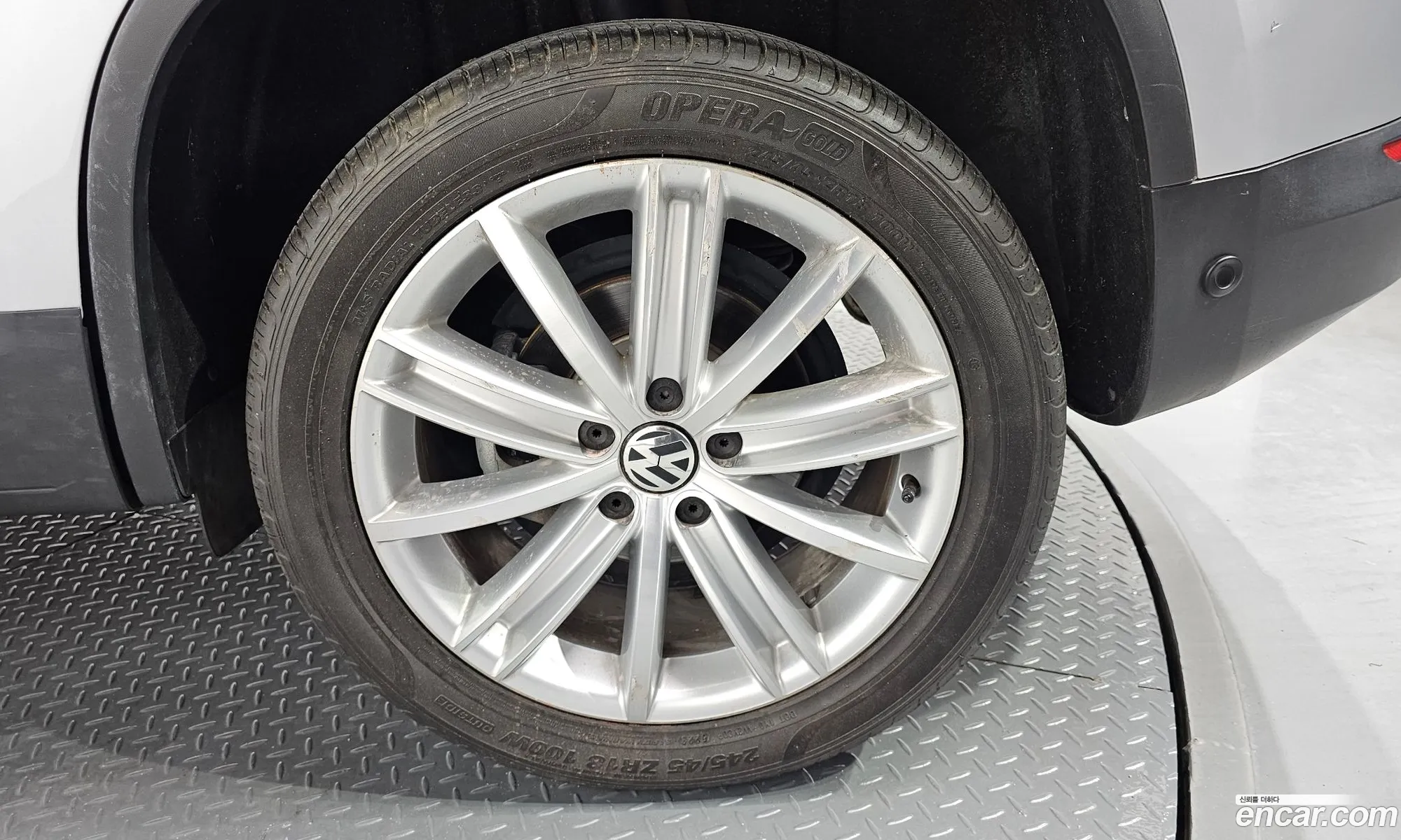 Volkswagen Tiguan I 20 Tdi Premium 2015 - фотография 7367078
