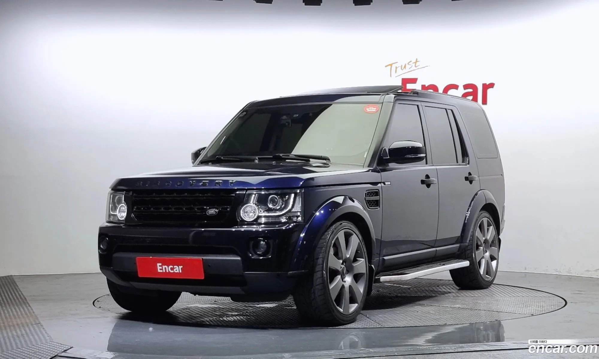 Land Rover Discovery 30 Sdv6 Se 2016 - фотография 4219092