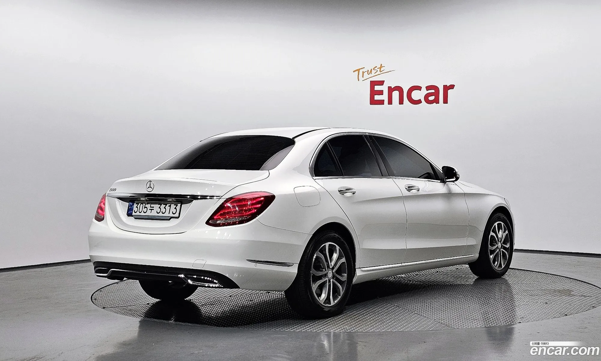 Mercedes-Benz C-Klasse C200 Avant Garde 2015 - фотография 18901605