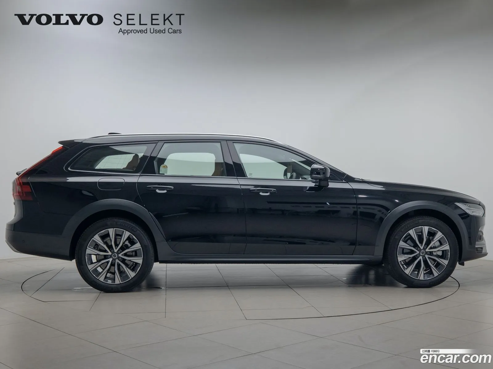 Volvo V90 B5 Ultimate Awd 2024 - фотография 6212577