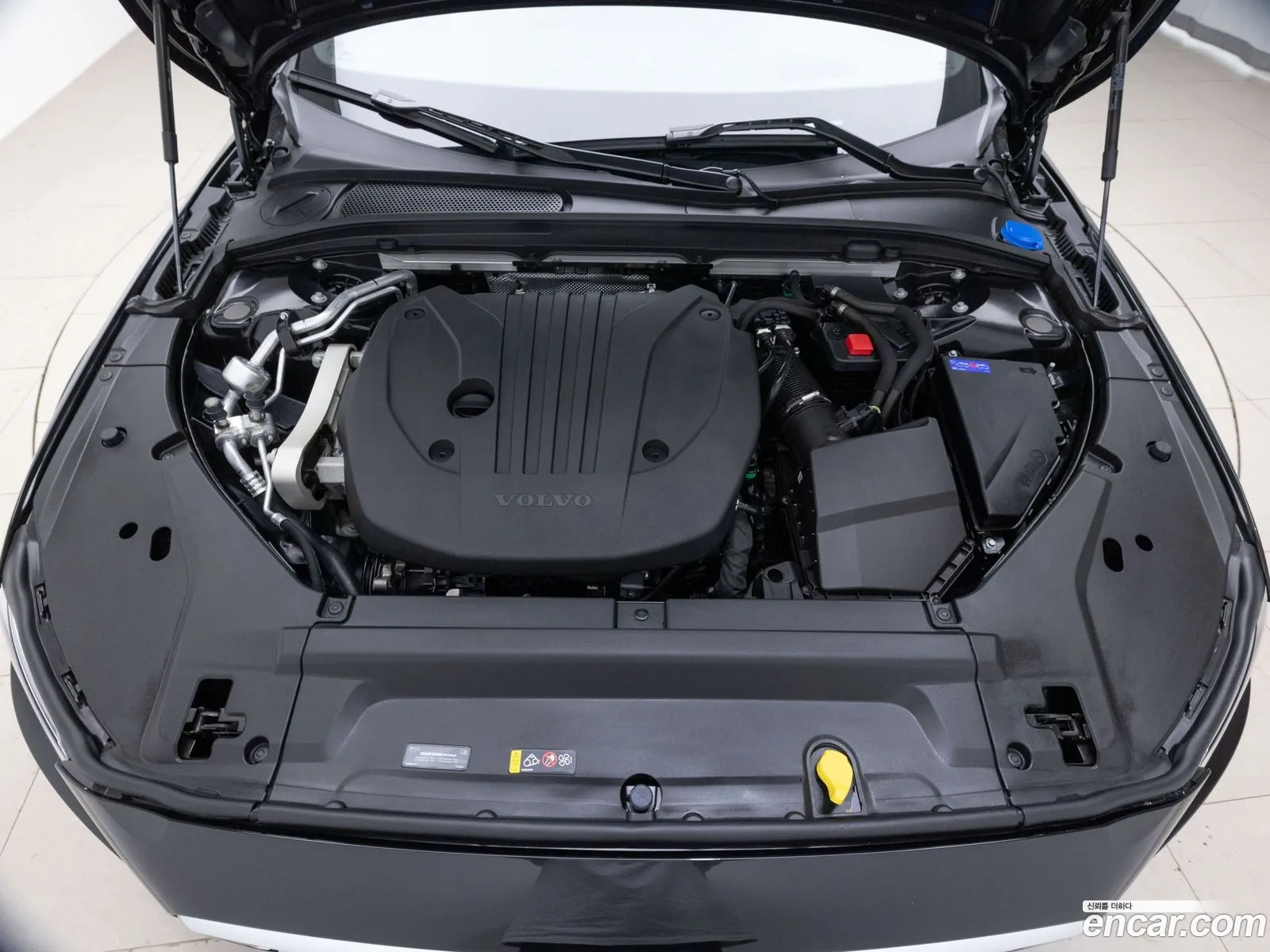 Volvo V90 B5 Ultimate Awd 2024 - фотография 6212579