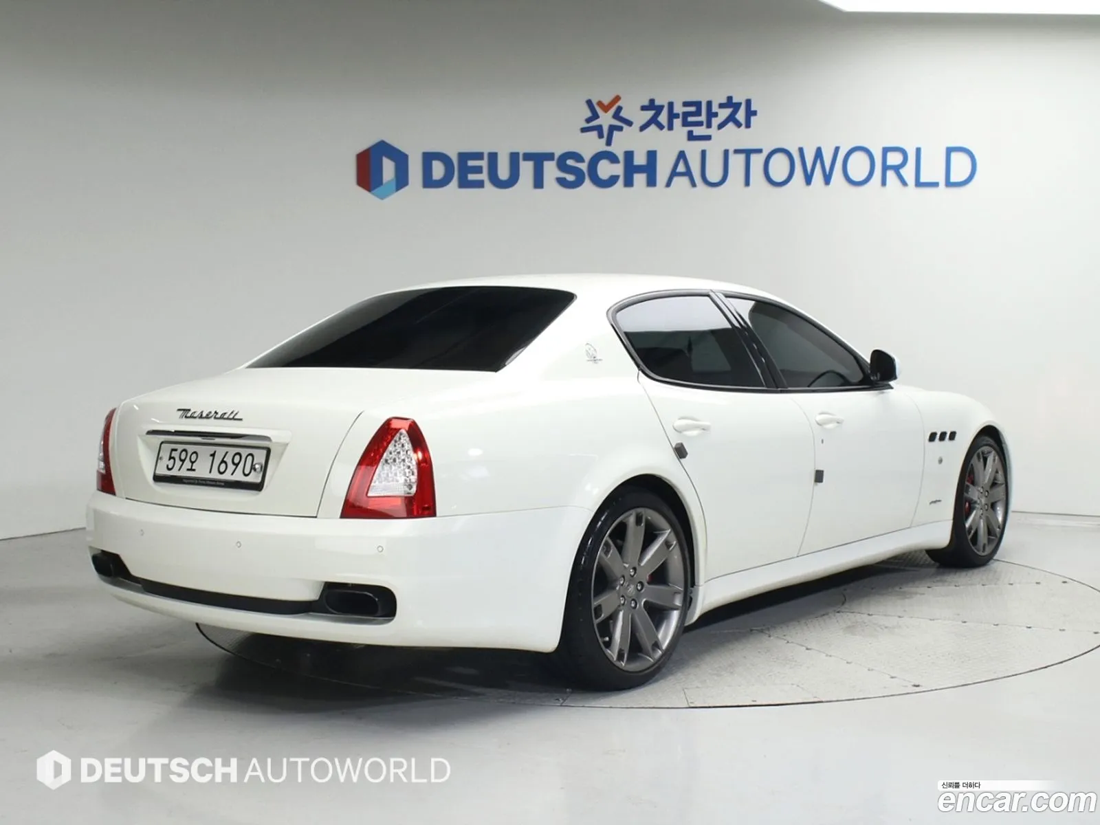 Maserati Quattroporte S 47 V8 Sports Gt - фотография 4670313