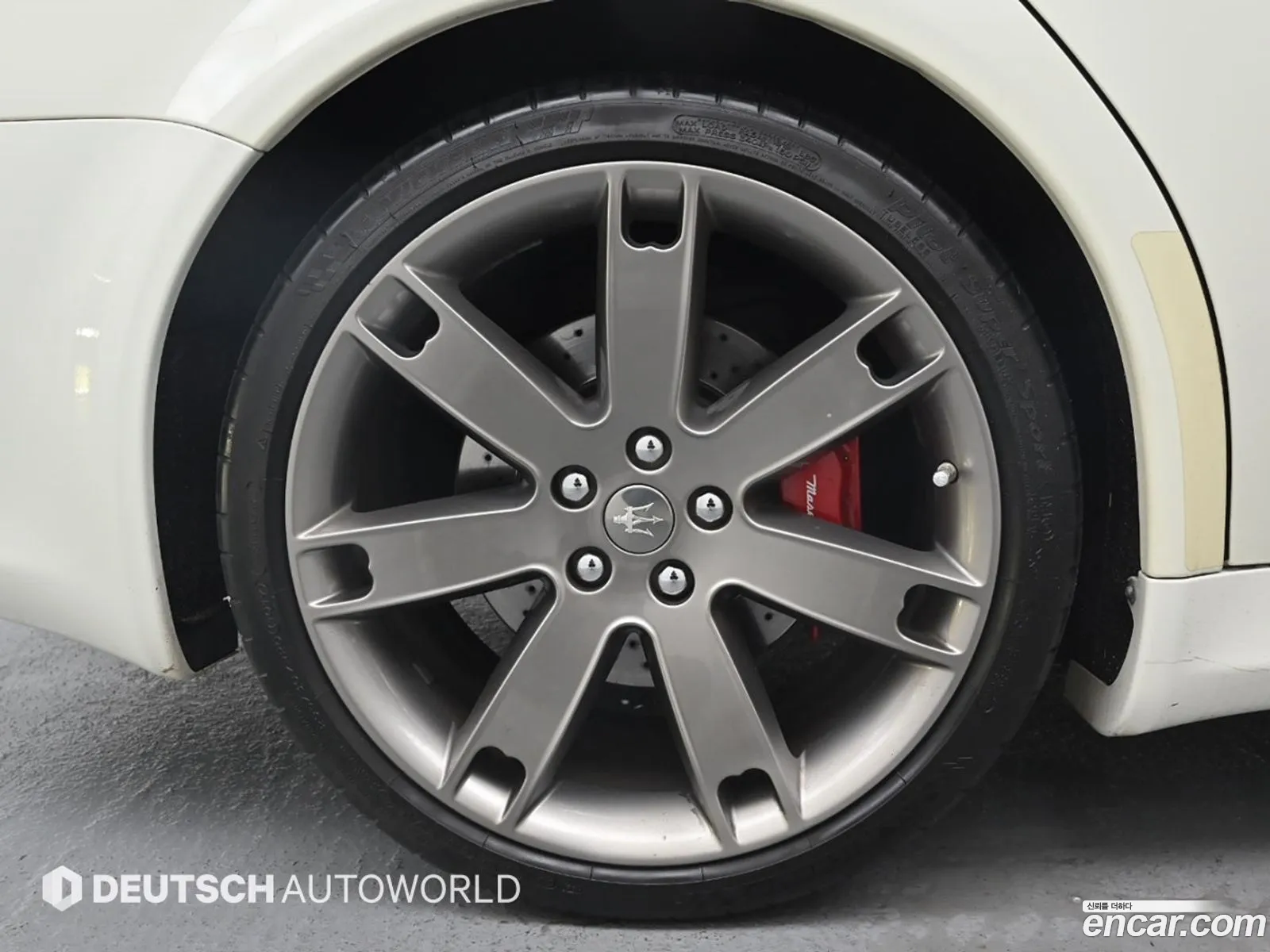 Maserati Quattroporte S 47 V8 Sports Gt - фотография 4670316