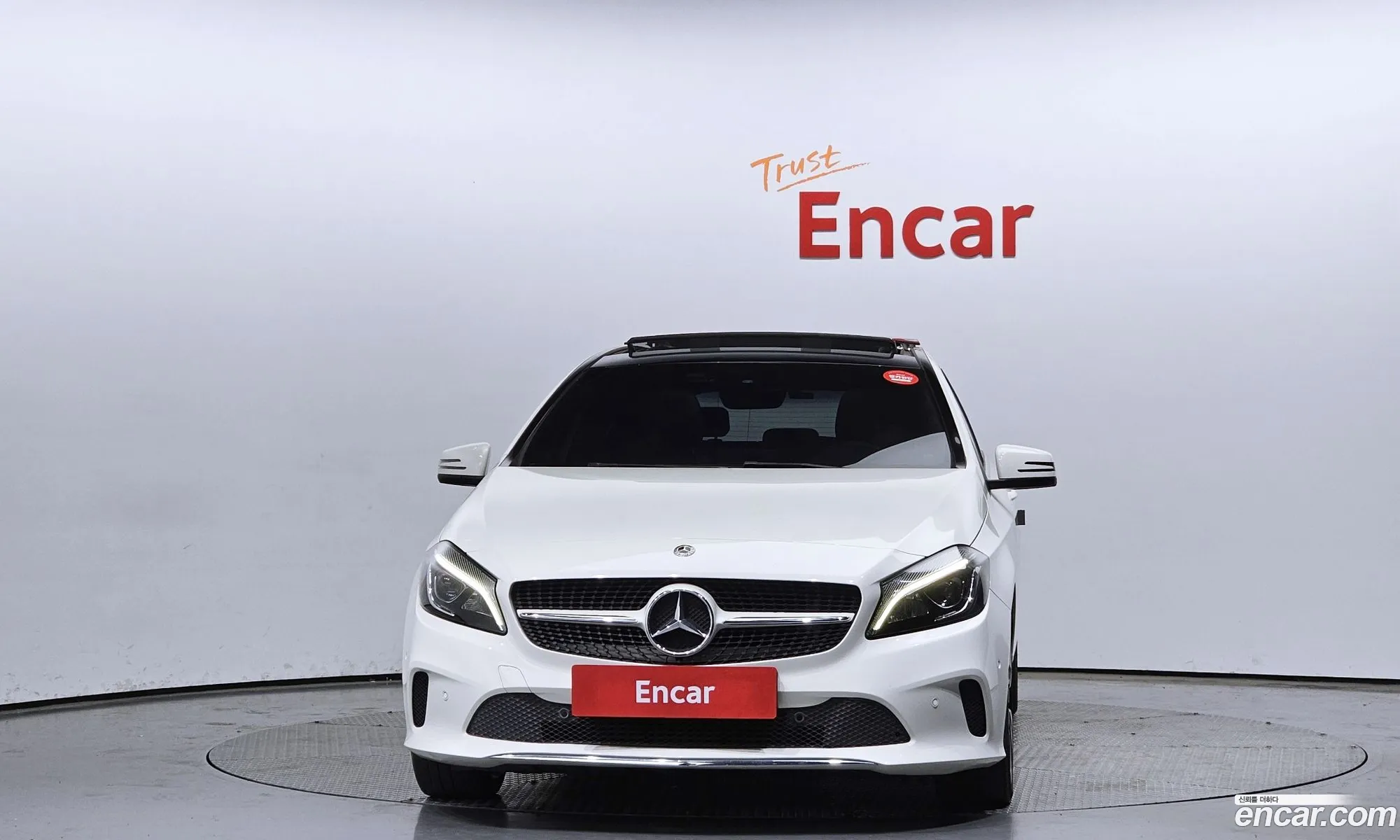 Mercedes-Benz A-Klasse A200 2018 - фотография 11235938