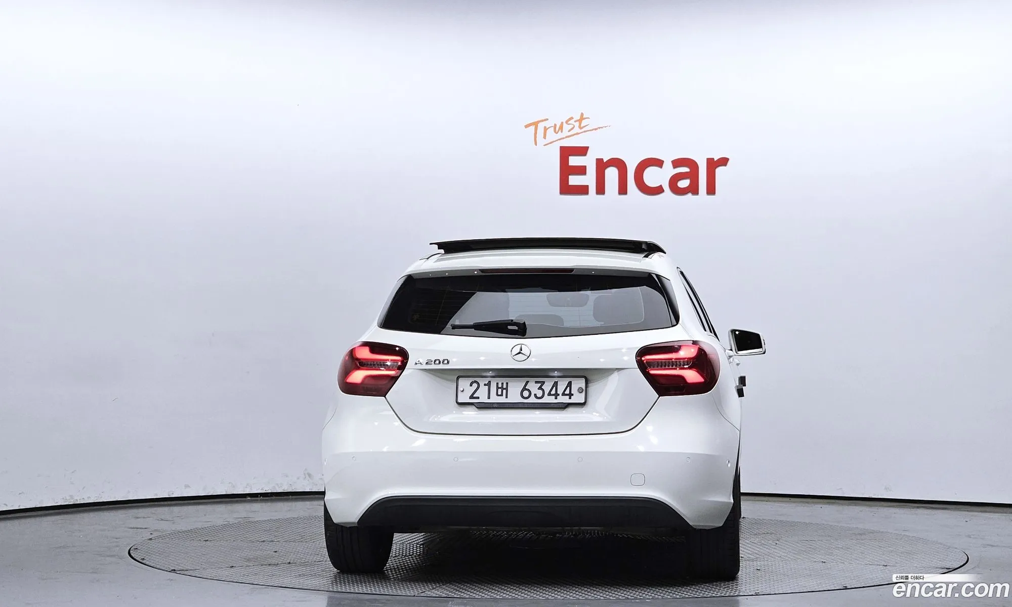 Mercedes-Benz A-Klasse A200 2018 - фотография 11235939